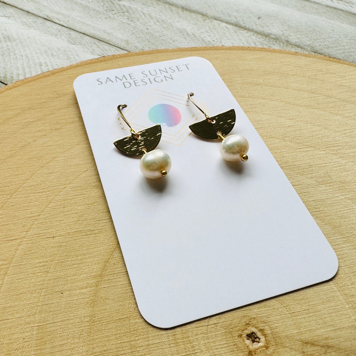 Freshwater Pearl Earrings