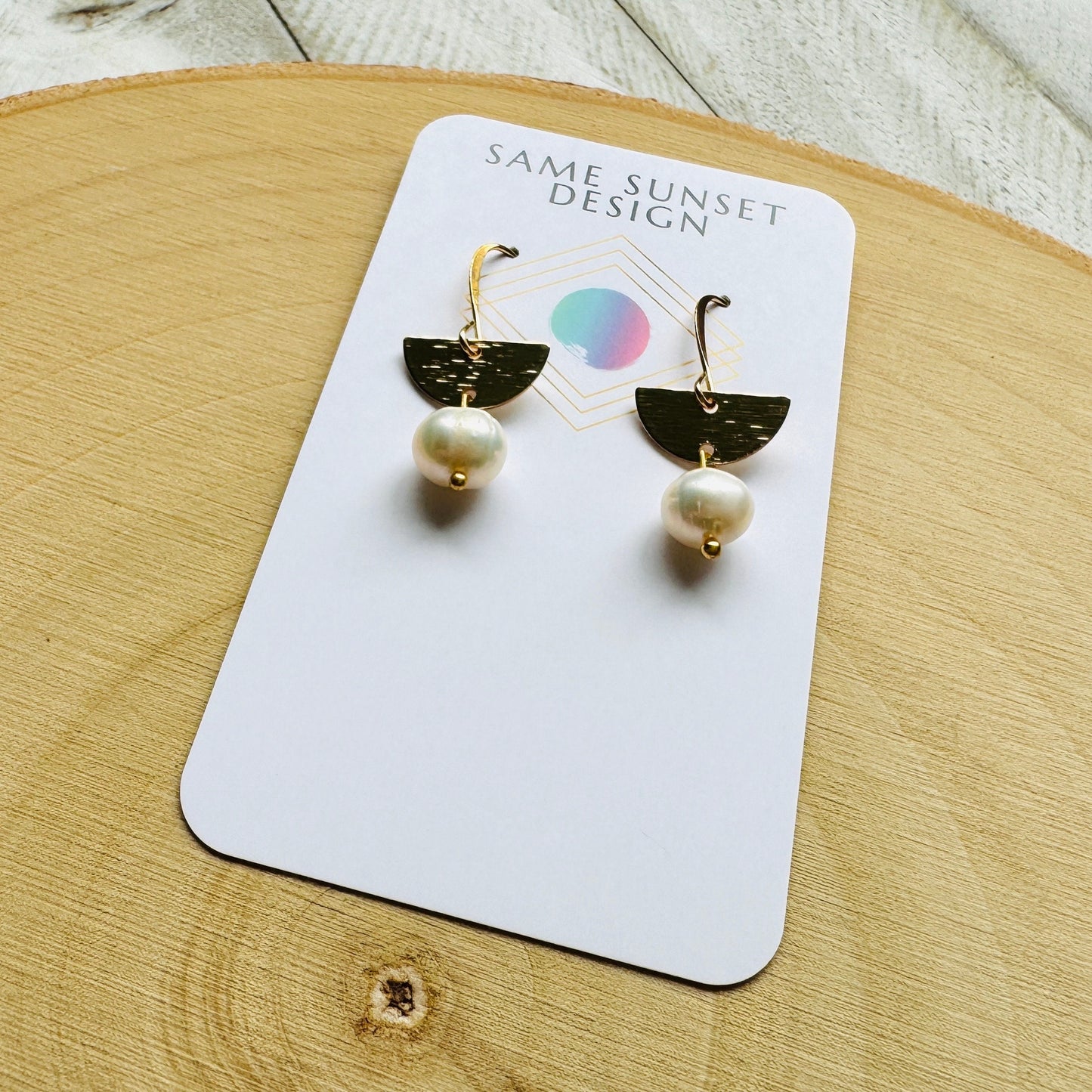 Freshwater Pearl Earrings
