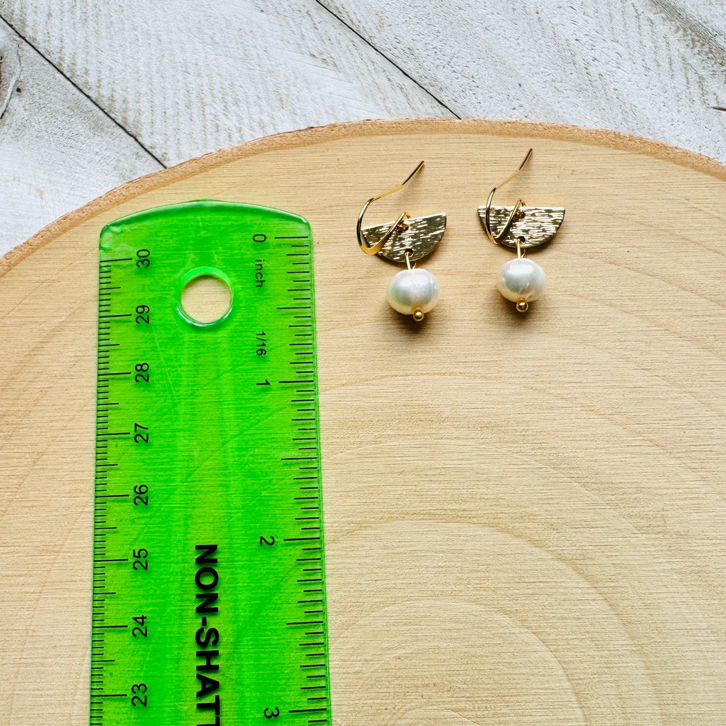 Freshwater Pearl Earrings