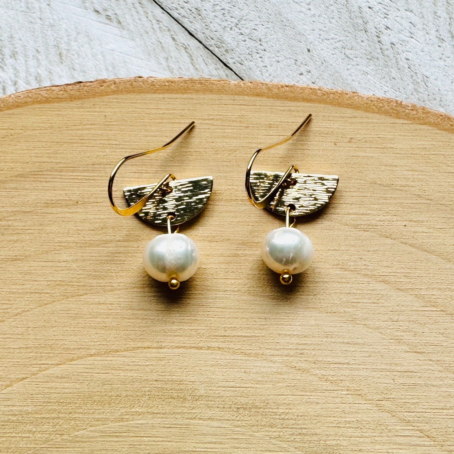 Freshwater Pearl Earrings