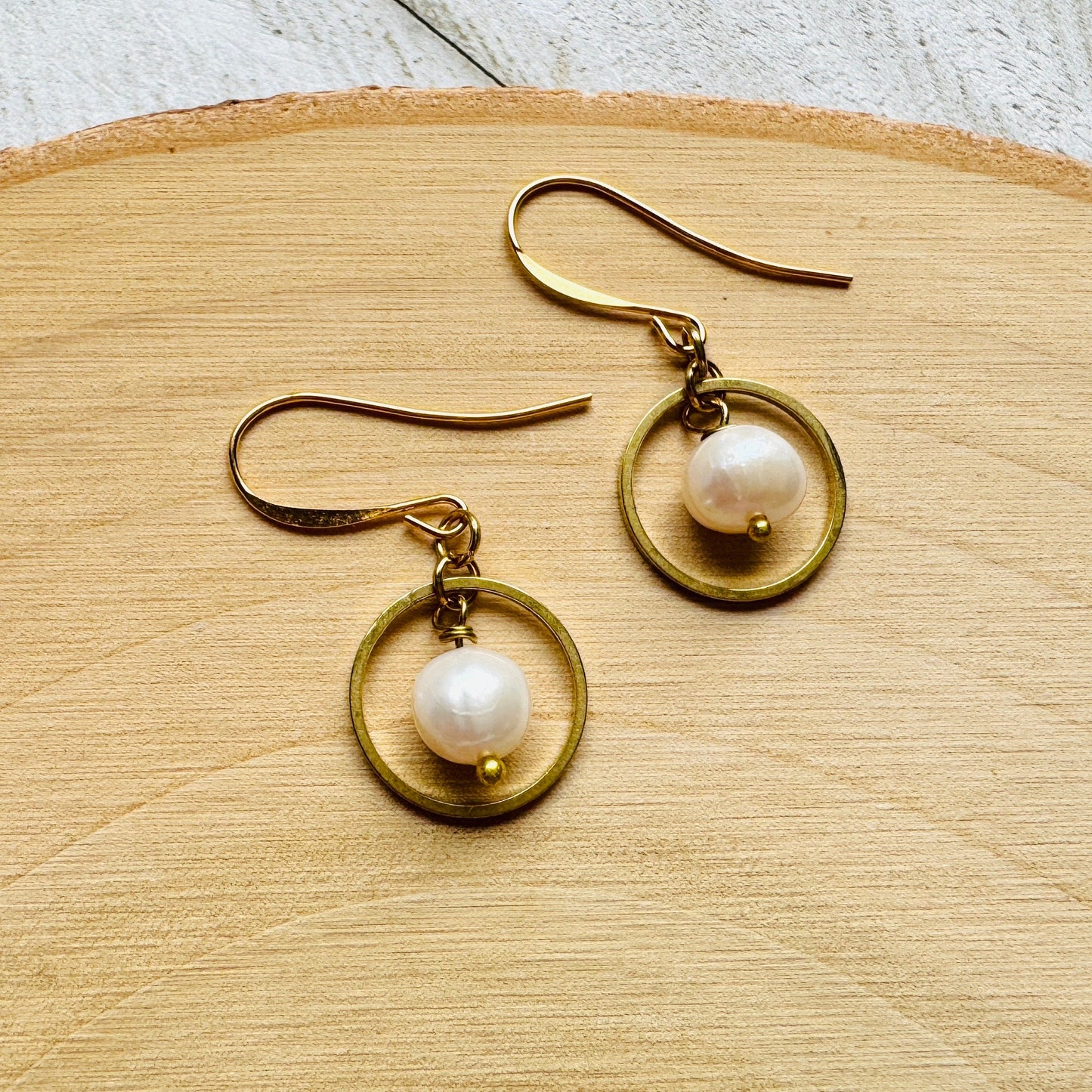 Freshwater Pearl Earrings