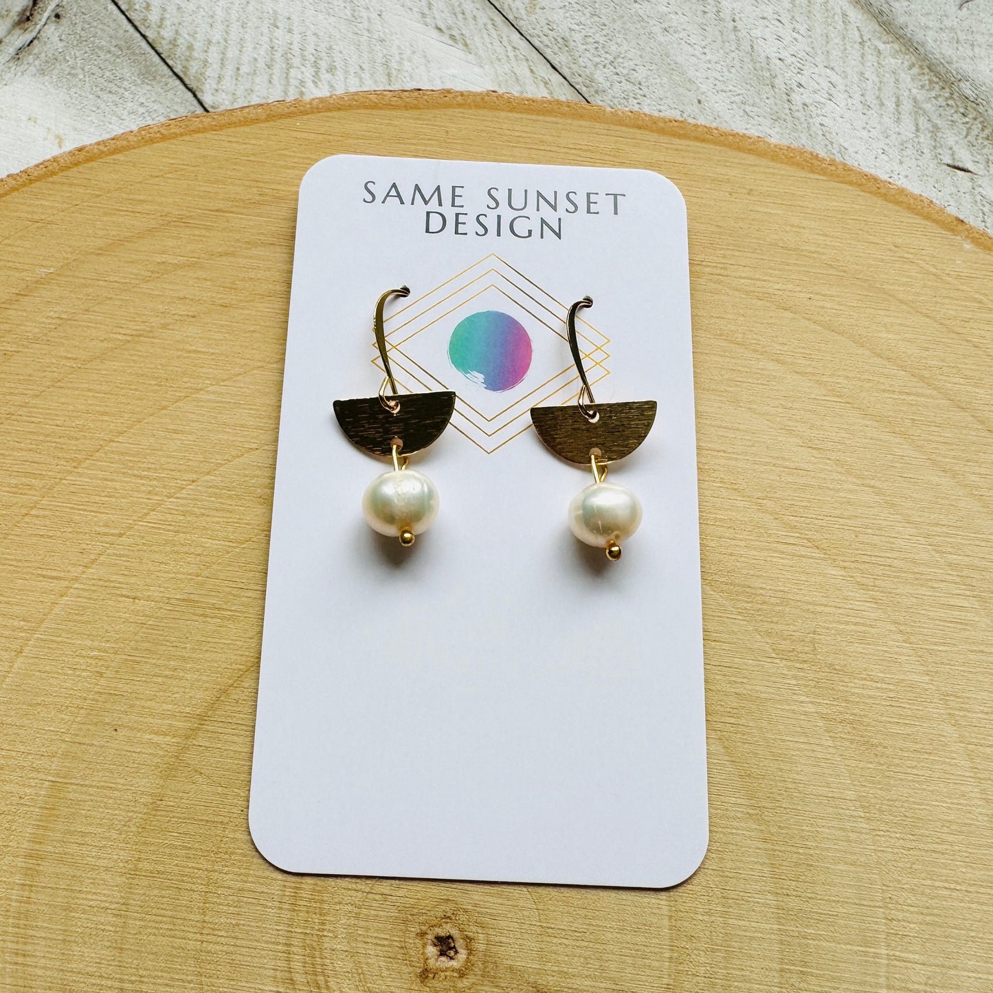 Freshwater Pearl Earrings