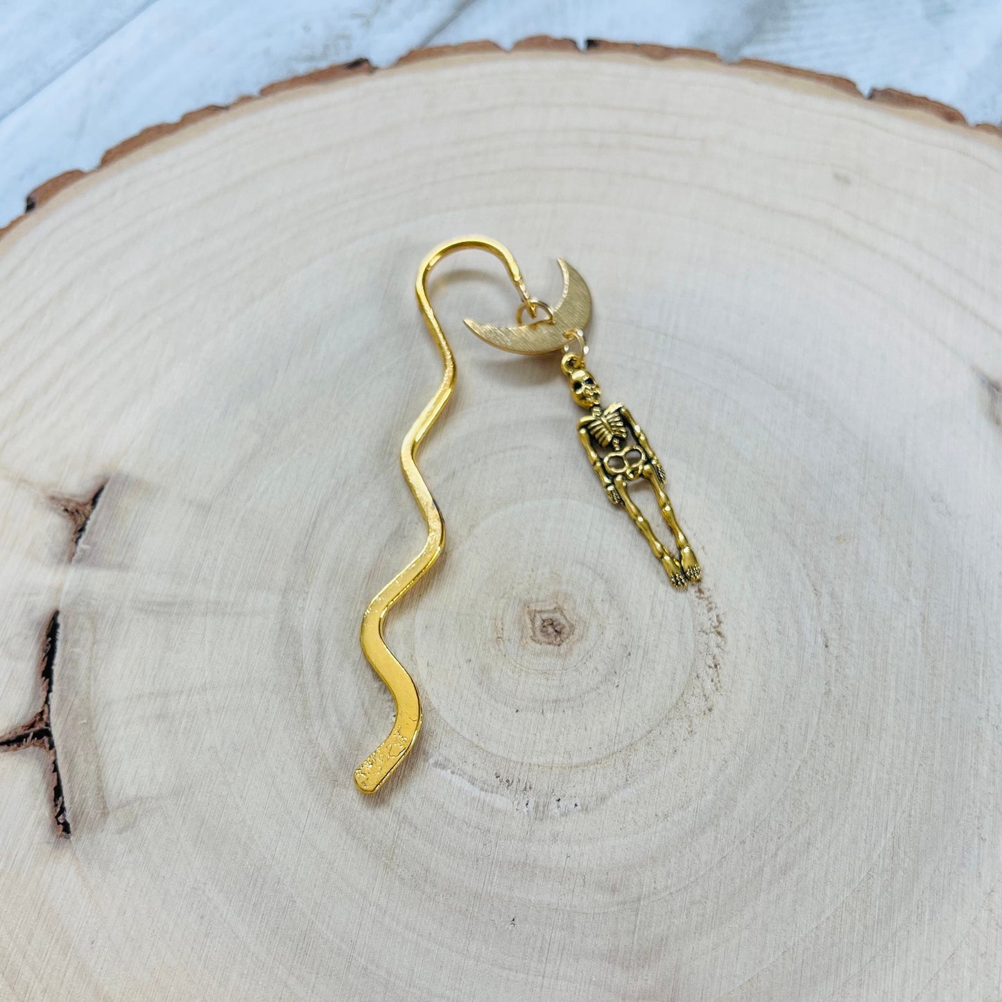 Skeleton Bookmark