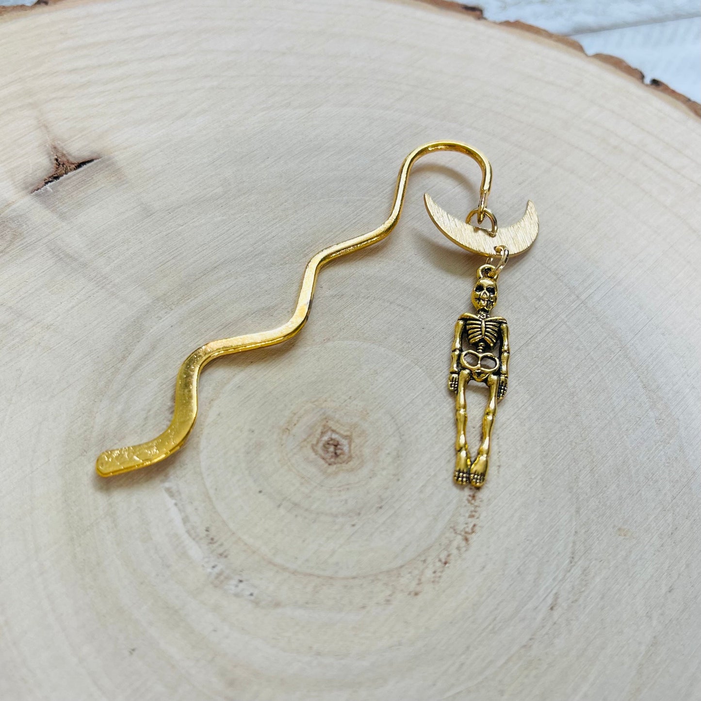 Skeleton Bookmark