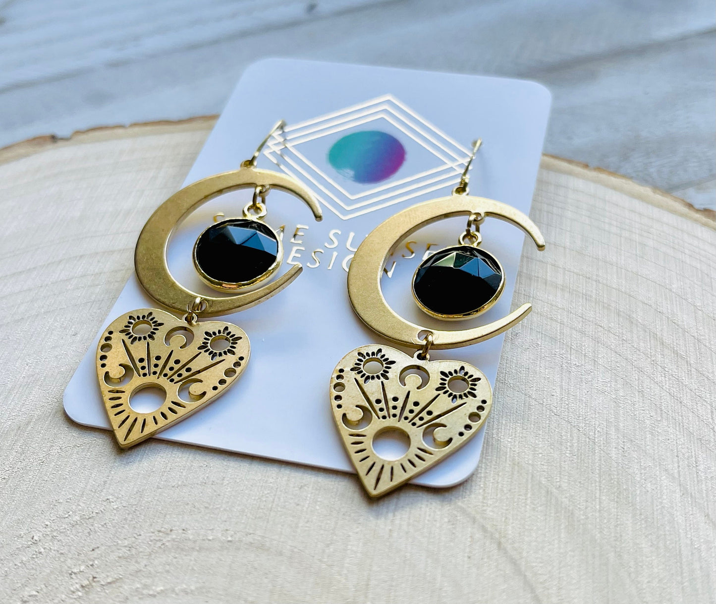 Chalcedony Earrings, Goth Heart Earrings, Trendy Jewelry for Teens, Witchy Jewelry for Women, Celestial Jewelry Witchy, Witchy Earrings