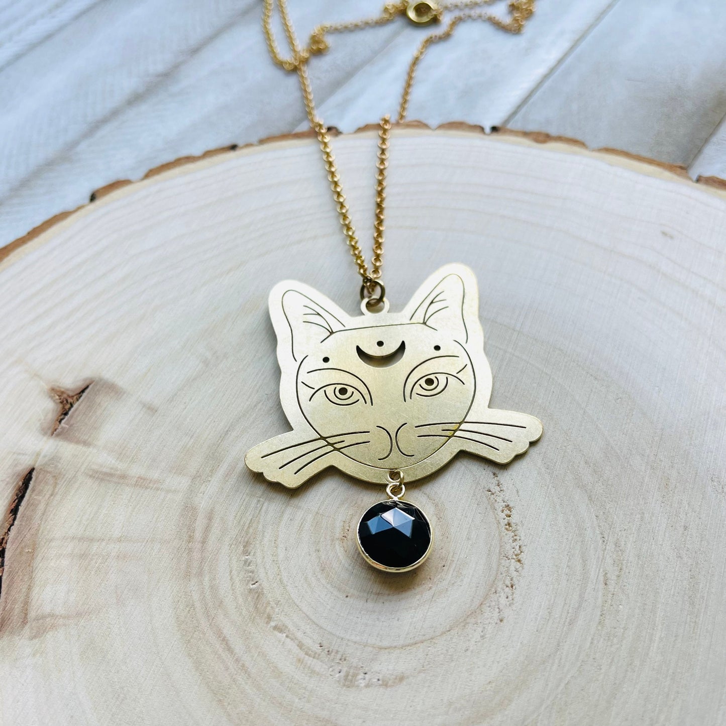 Cat Necklace, Chalcedony Necklace, Moon Jewelry, Witchy Gifts for Women, Celestial Jewelry Witchy, Trendy Jewelry 2023, Goth Necklace