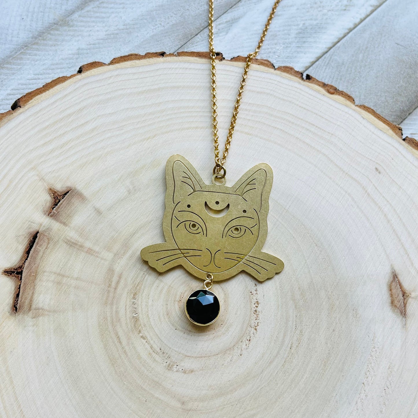Cat Necklace, Chalcedony Necklace, Moon Jewelry, Witchy Gifts for Women, Celestial Jewelry Witchy, Trendy Jewelry 2023, Goth Necklace