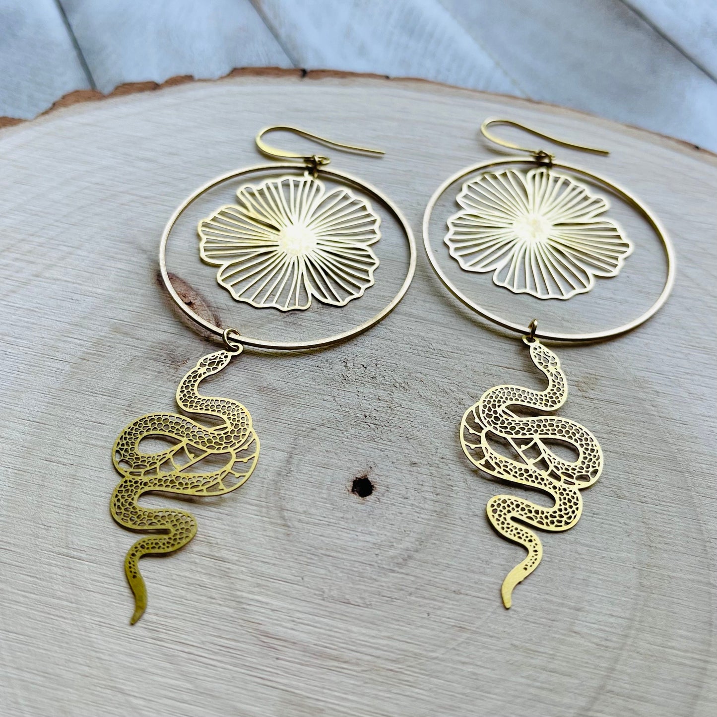 Snake Earrings Dangle, Serpent Jewelry, Flower Earrings for Wedding Day, Trendy Jewelry for Teens, Witchy Earrings, Festival Jewelry, Boho