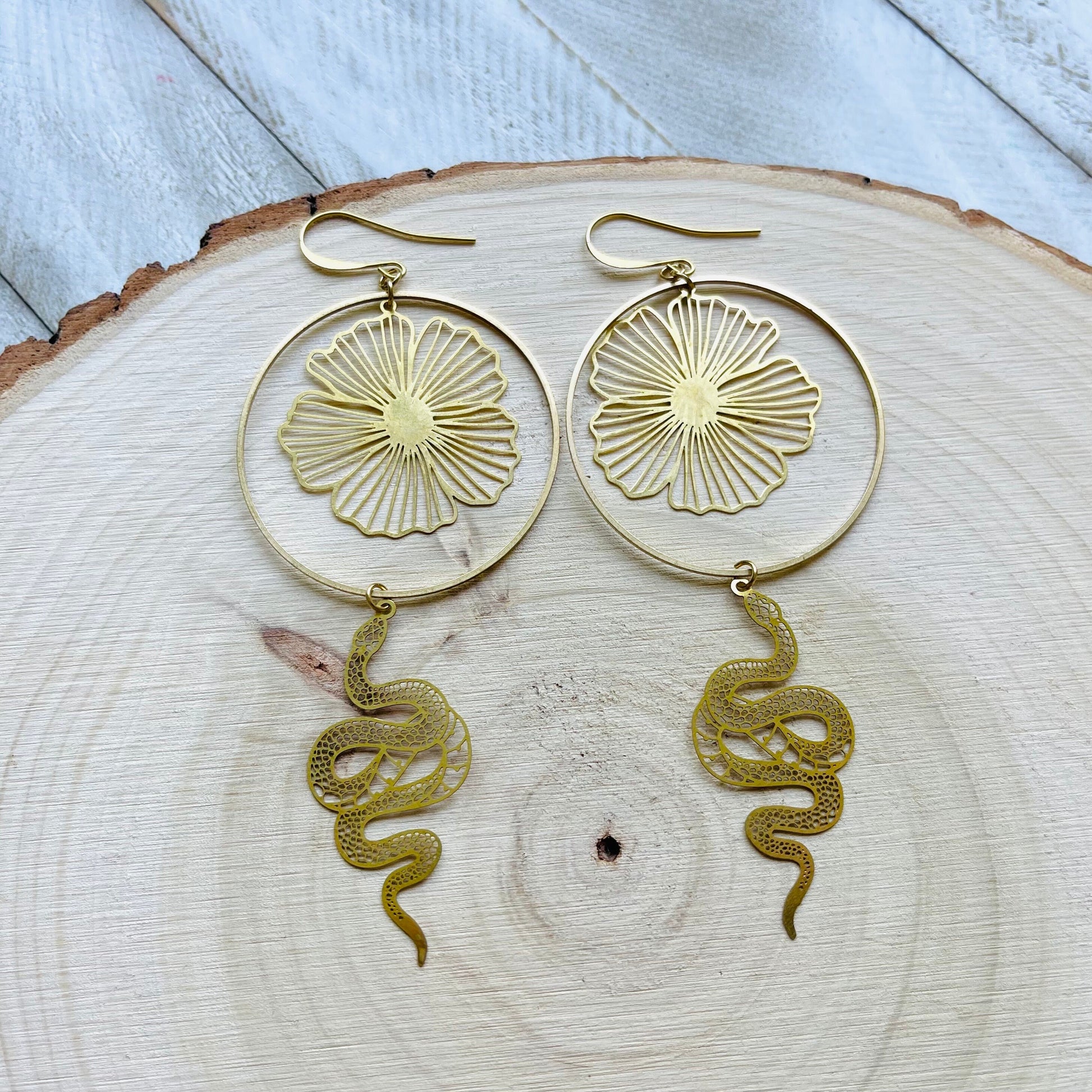 Snake Earrings Dangle, Serpent Jewelry, Flower Earrings for Wedding Day, Trendy Jewelry for Teens, Witchy Earrings, Festival Jewelry, Boho