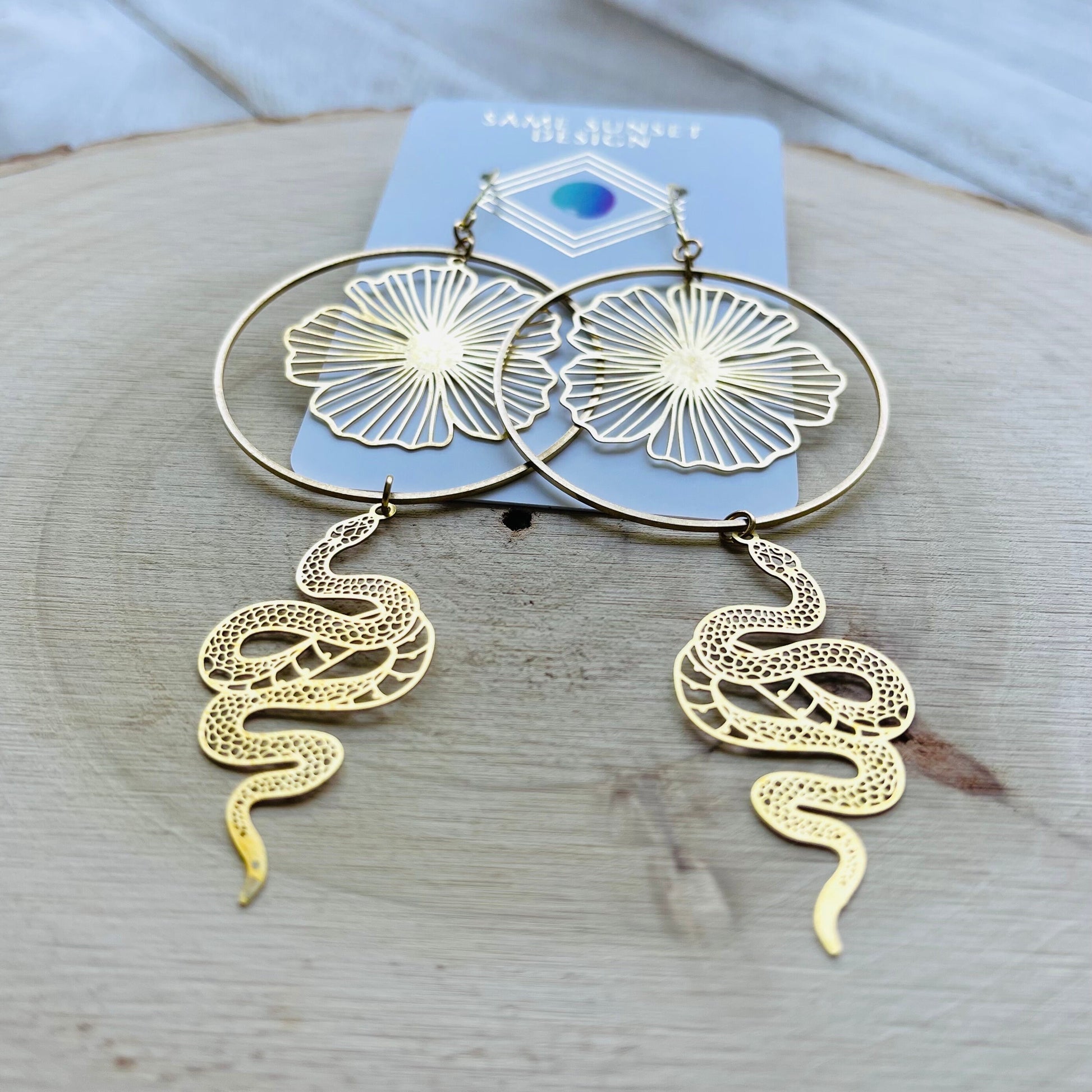 Snake Earrings Dangle, Serpent Jewelry, Flower Earrings for Wedding Day, Trendy Jewelry for Teens, Witchy Earrings, Festival Jewelry, Boho