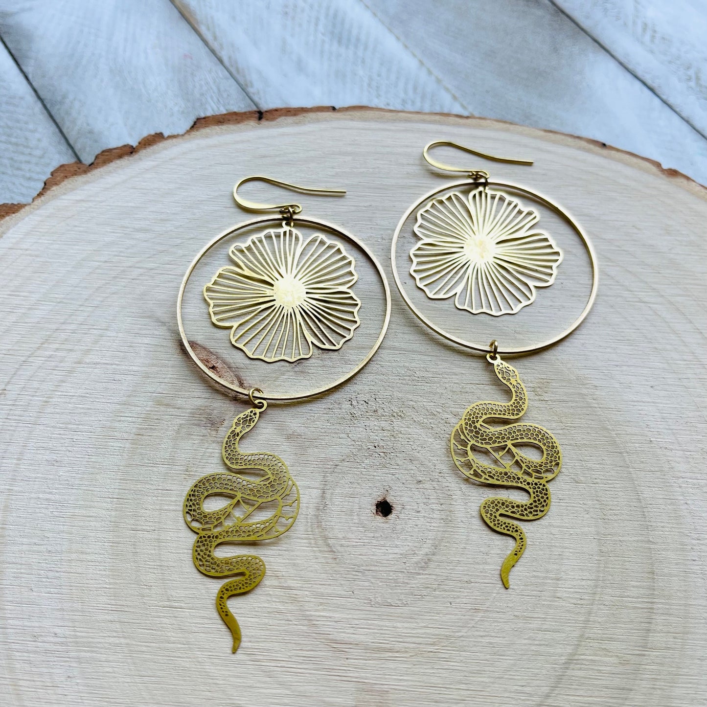 Snake Earrings Dangle, Serpent Jewelry, Flower Earrings for Wedding Day, Trendy Jewelry for Teens, Witchy Earrings, Festival Jewelry, Boho