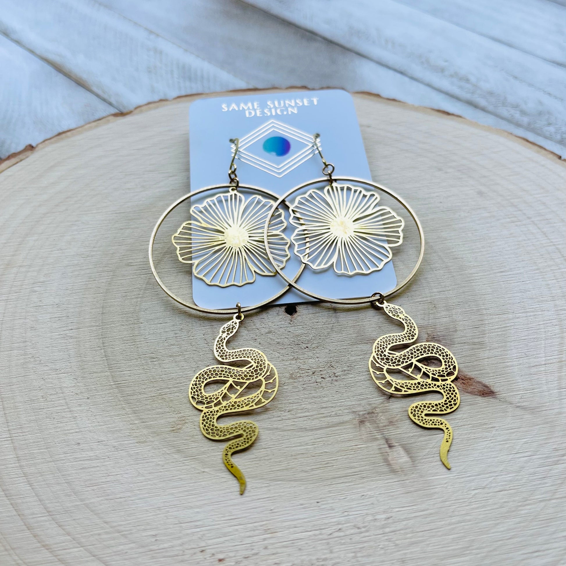 Snake Earrings Dangle, Serpent Jewelry, Flower Earrings for Wedding Day, Trendy Jewelry for Teens, Witchy Earrings, Festival Jewelry, Boho