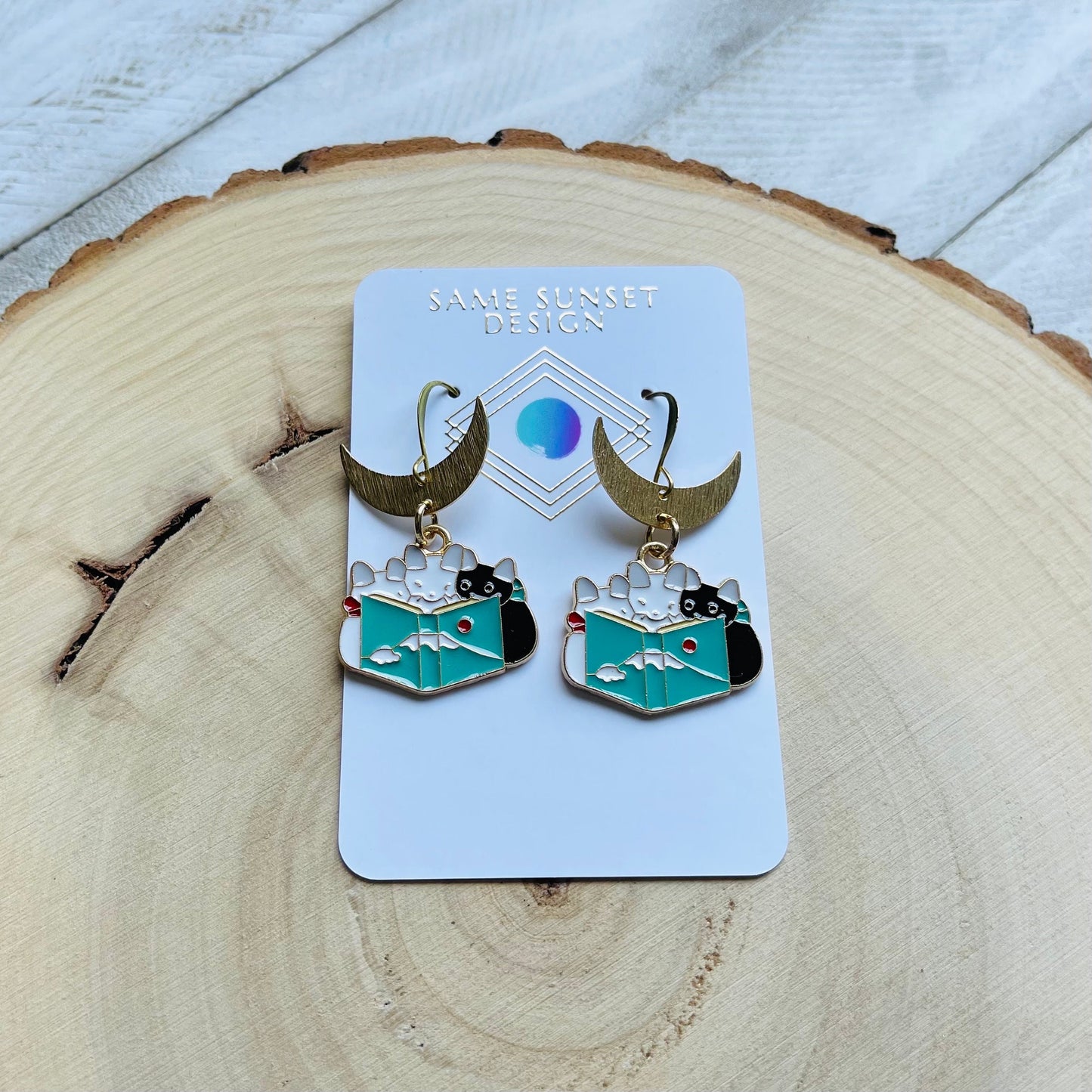 Cat Earrings, Cat Lover Jewelry, Book Earrings Dangle, Cat Gifts for Cat Lovers, Witchy Earrings, Kawaii Jewelry, Unique Gifts for Daughter