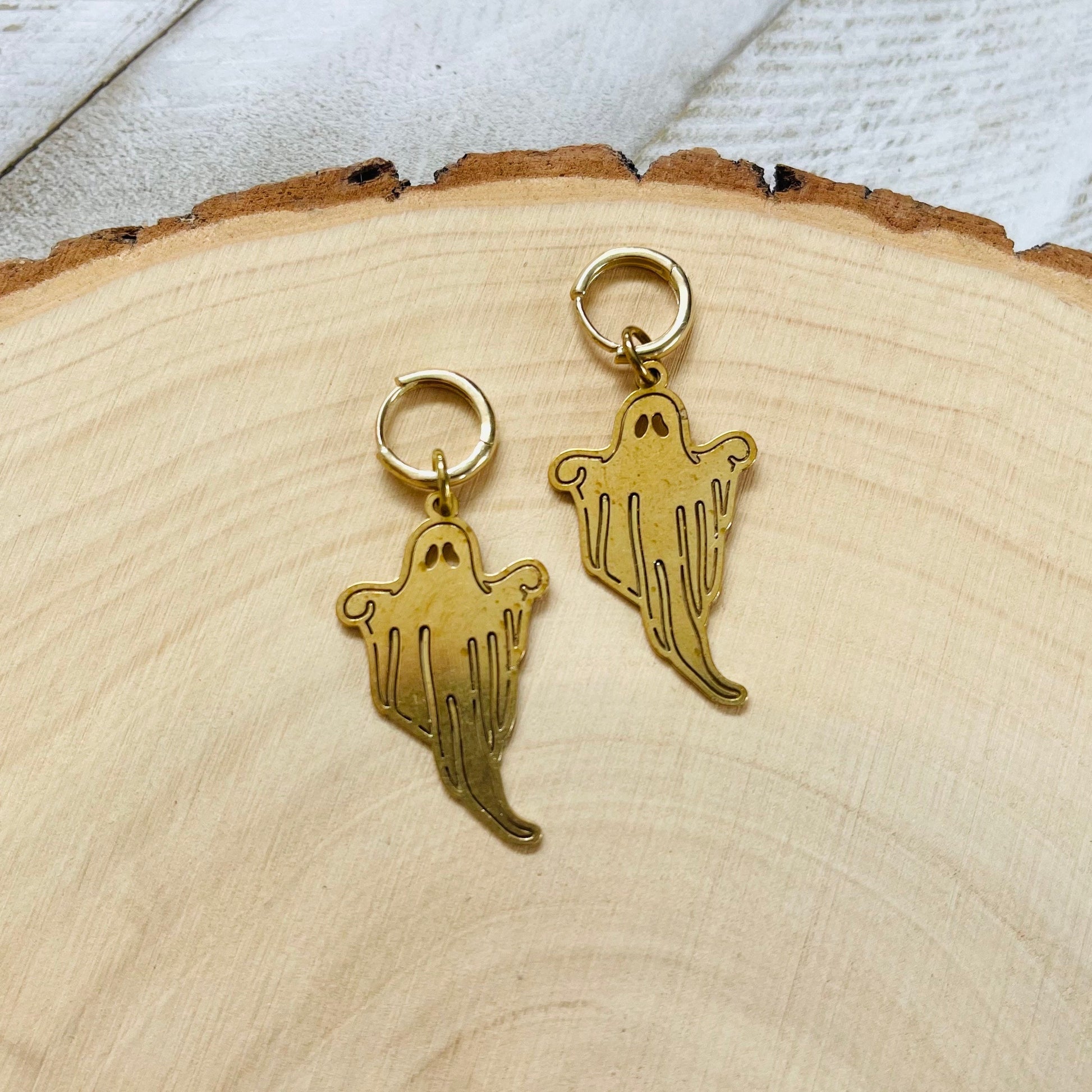 Ghost Earrings, Goth Earrings Dangle, Huggie Earrings Gold, Witchy Gifts, Unique Gifts for Teenage Girls, Halloween Gifts for Her, Goth