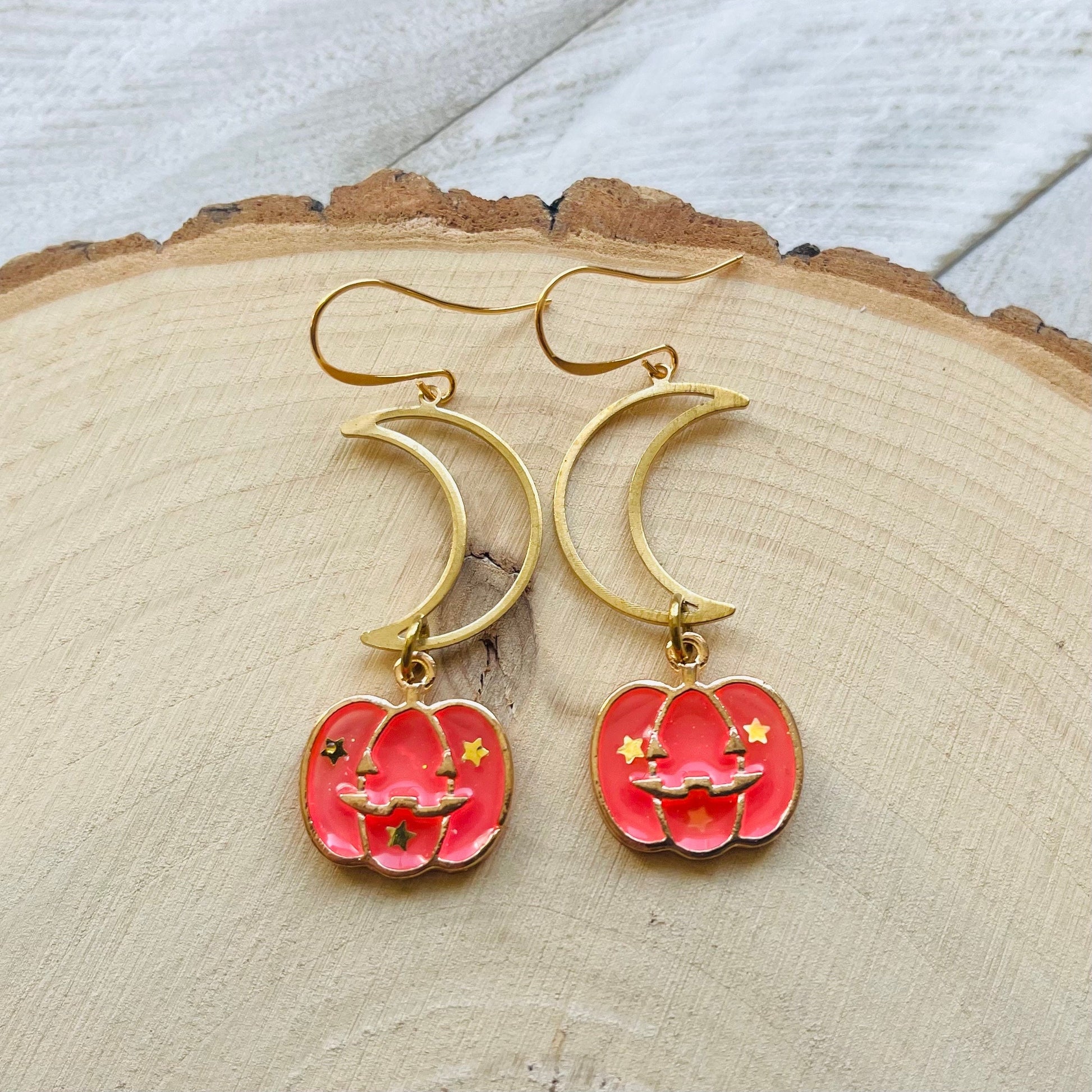 Jack O Lantern Earrings, Pumpkin Earrings, Autumn Earrings Dangle, Witchy Gifts, Halloween Gift for Women, Creepy Cute Jewelry, Fun Gifts