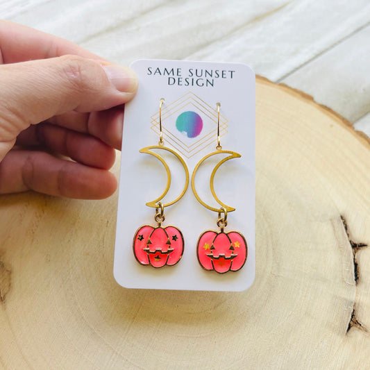 Jack O Lantern Earrings, Pumpkin Earrings, Autumn Earrings Dangle, Witchy Gifts, Halloween Gift for Women, Creepy Cute Jewelry, Fun Gifts