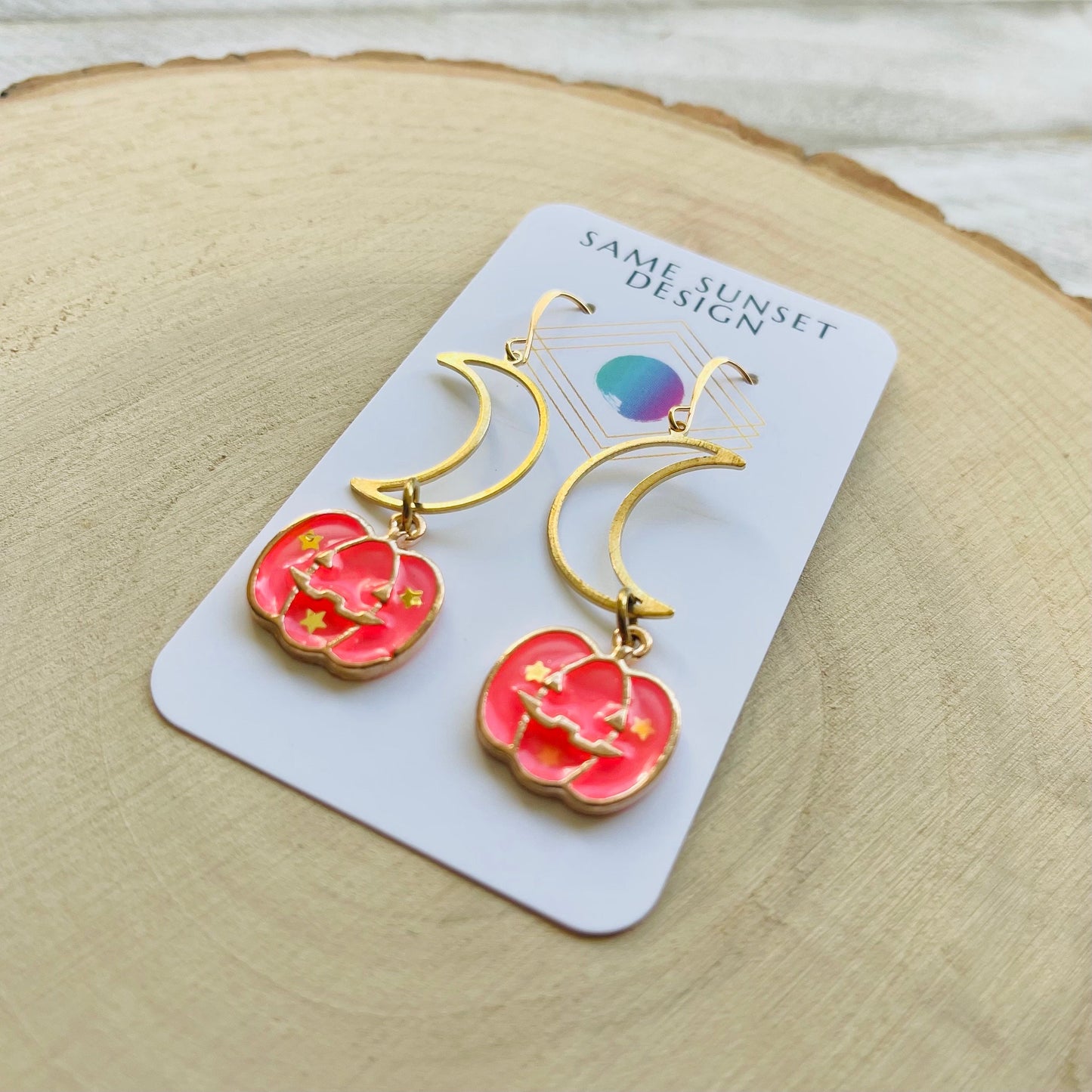 Jack O Lantern Earrings, Pumpkin Earrings, Autumn Earrings Dangle, Witchy Gifts, Halloween Gift for Women, Creepy Cute Jewelry, Fun Gifts