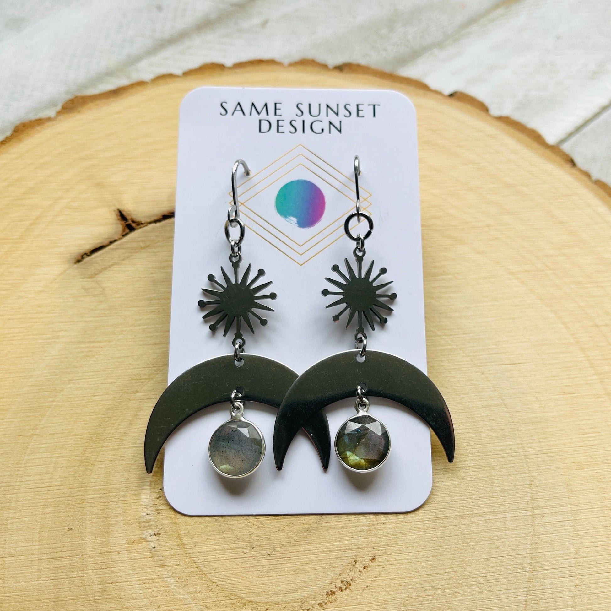 Crescent Moon Earrings Silver, Labradorite Earrings, Witchy Earrings, Trendy Jewelry 2024, Galentines Day Gifts, Goth Birthday Gift, Boho