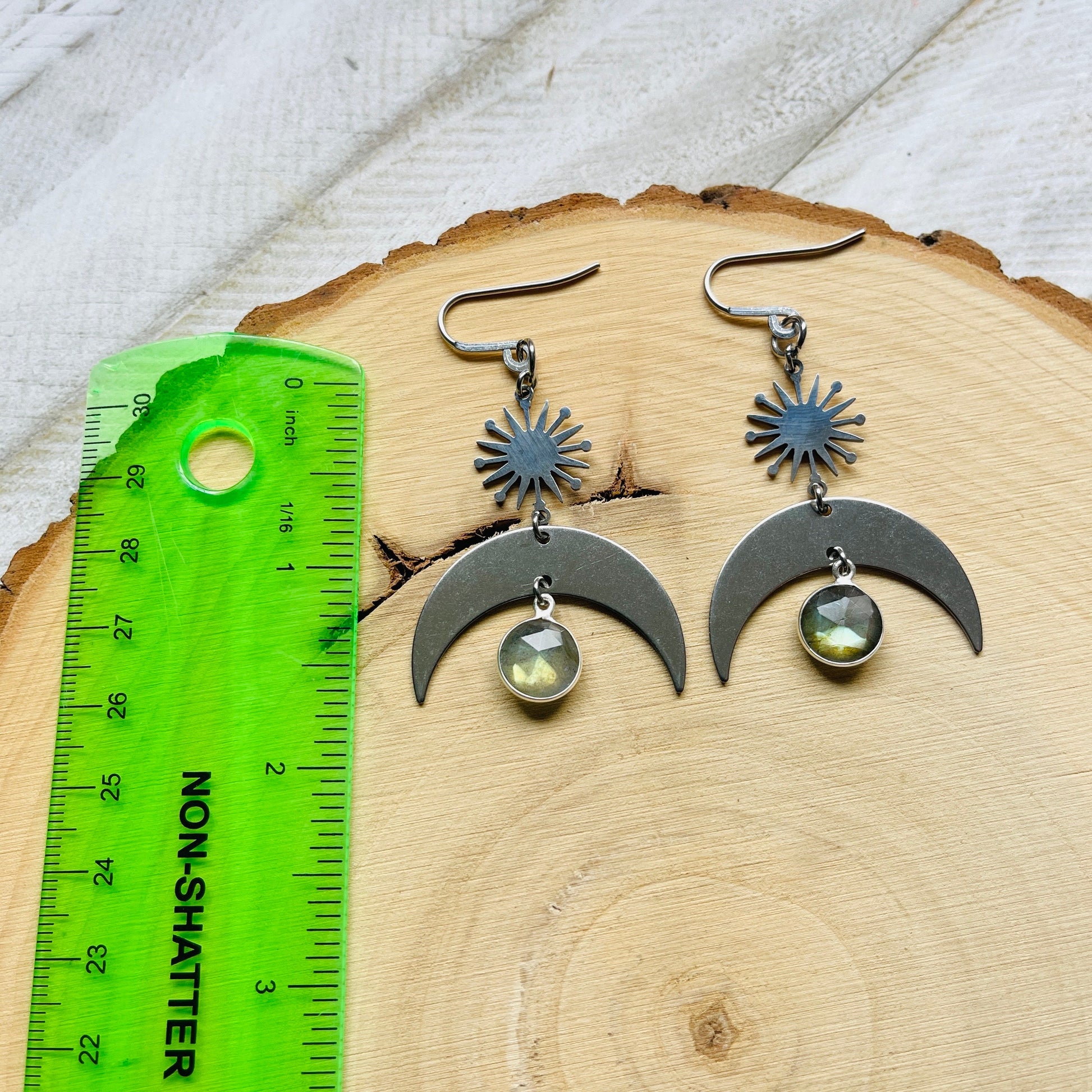 Crescent Moon Earrings Silver, Labradorite Earrings, Witchy Earrings, Trendy Jewelry 2024, Galentines Day Gifts, Goth Birthday Gift, Boho