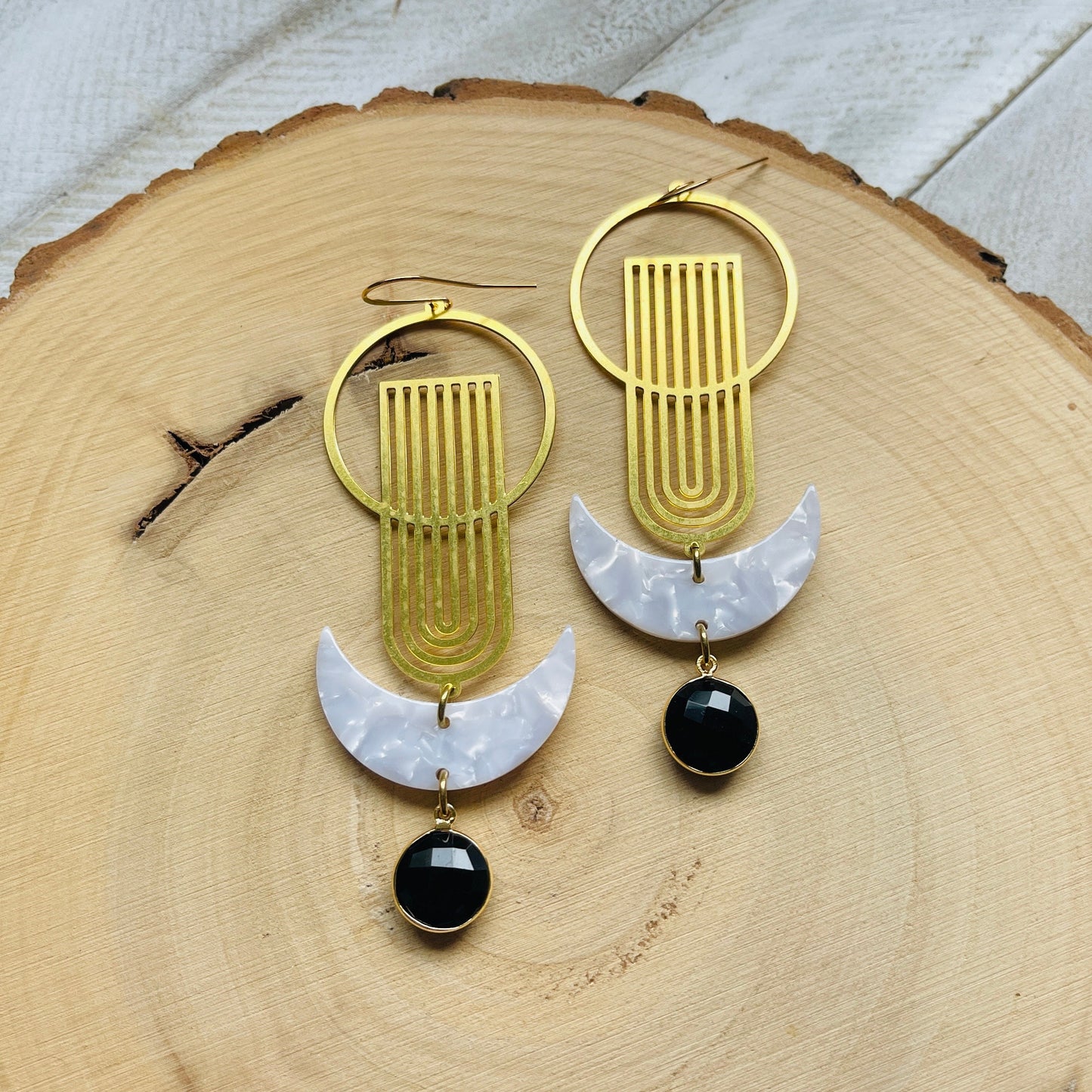 Chalcedony Earrings, Crescent Moon Earrings, Western Earrings Gold, Witchy Earrings, Boho Earrings for Bride, Birthday Gift for Girlfriend