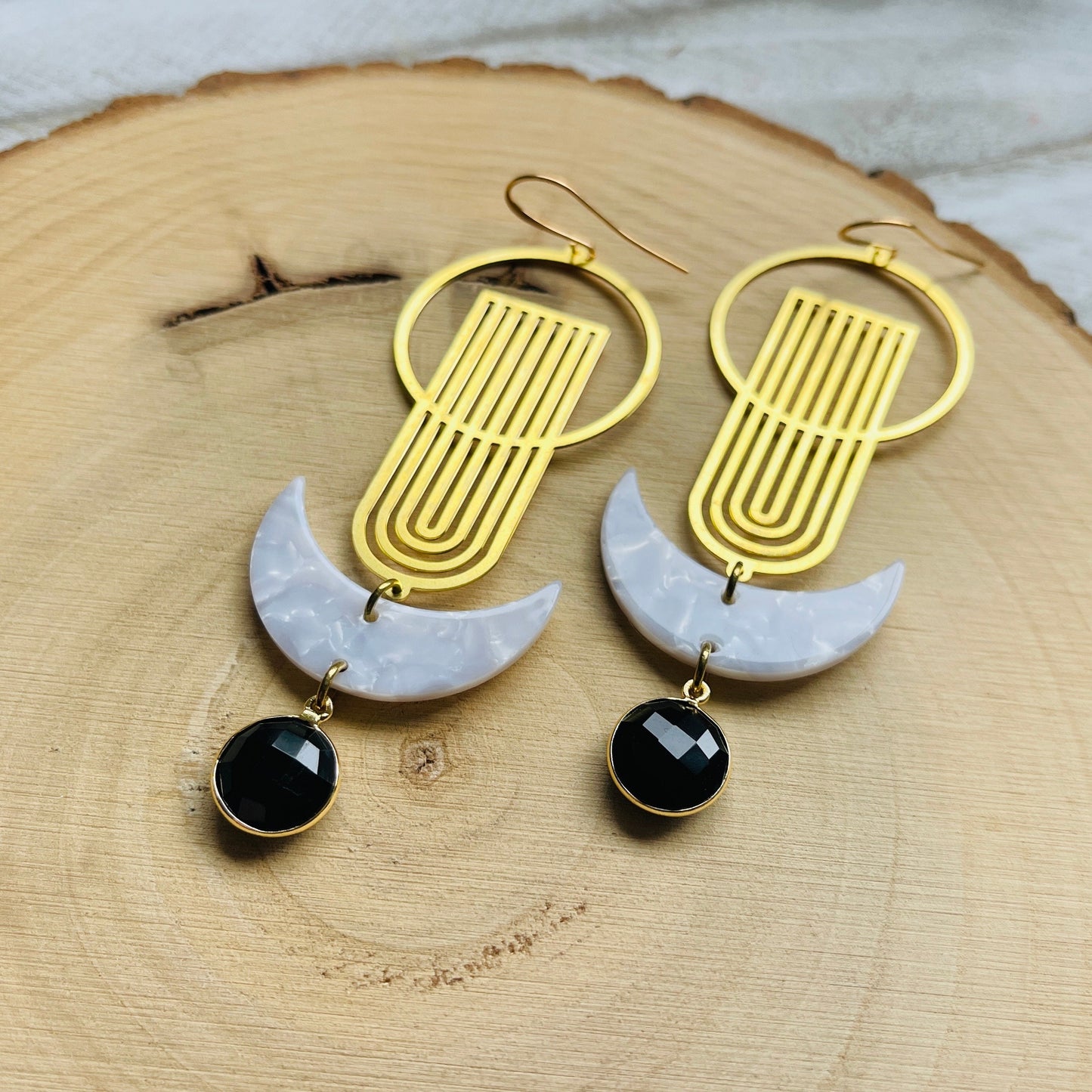 Chalcedony Earrings, Crescent Moon Earrings, Western Earrings Gold, Witchy Earrings, Boho Earrings for Bride, Birthday Gift for Girlfriend