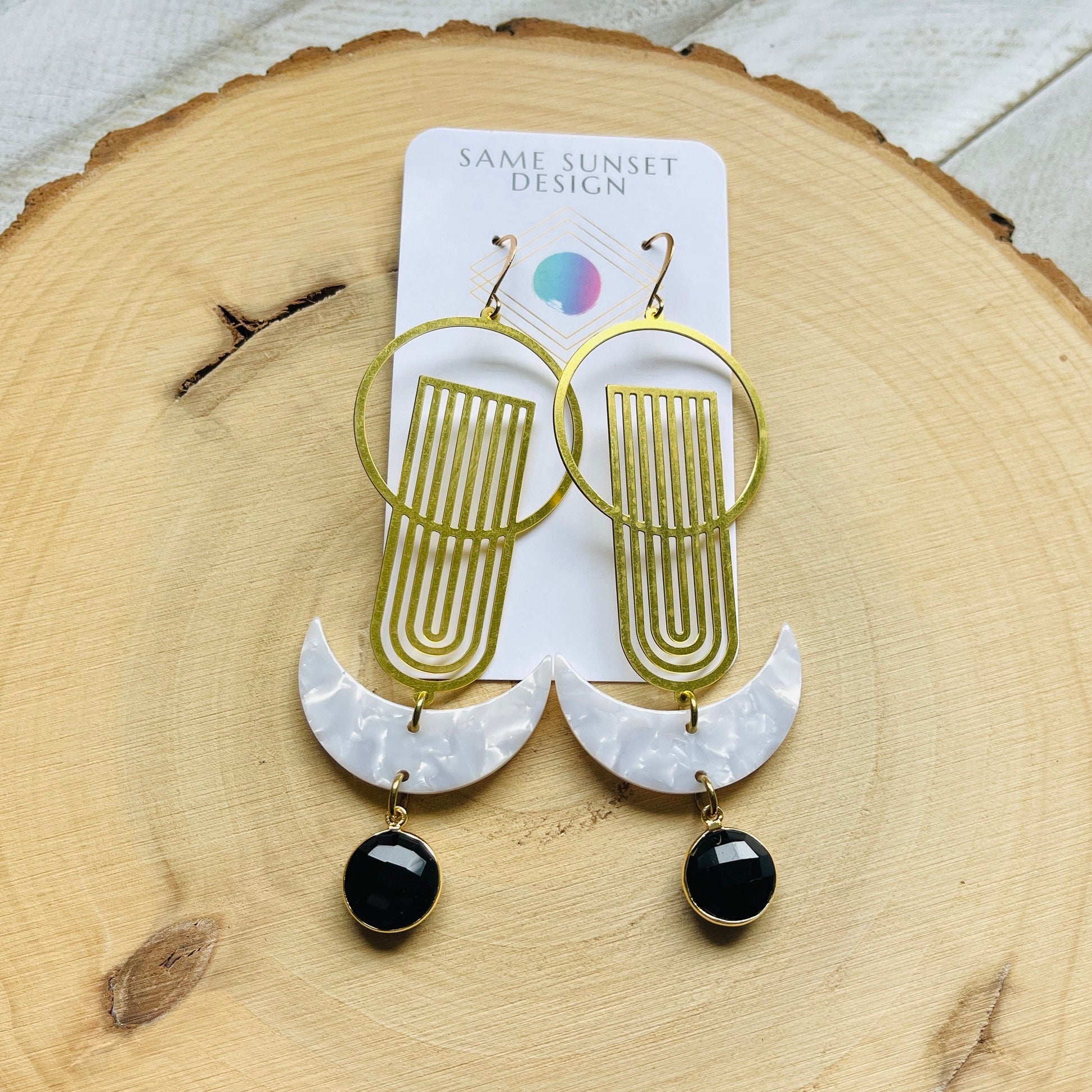 Chalcedony Earrings, Crescent Moon Earrings, Western Earrings Gold, Witchy Earrings, Boho Earrings for Bride, Birthday Gift for Girlfriend