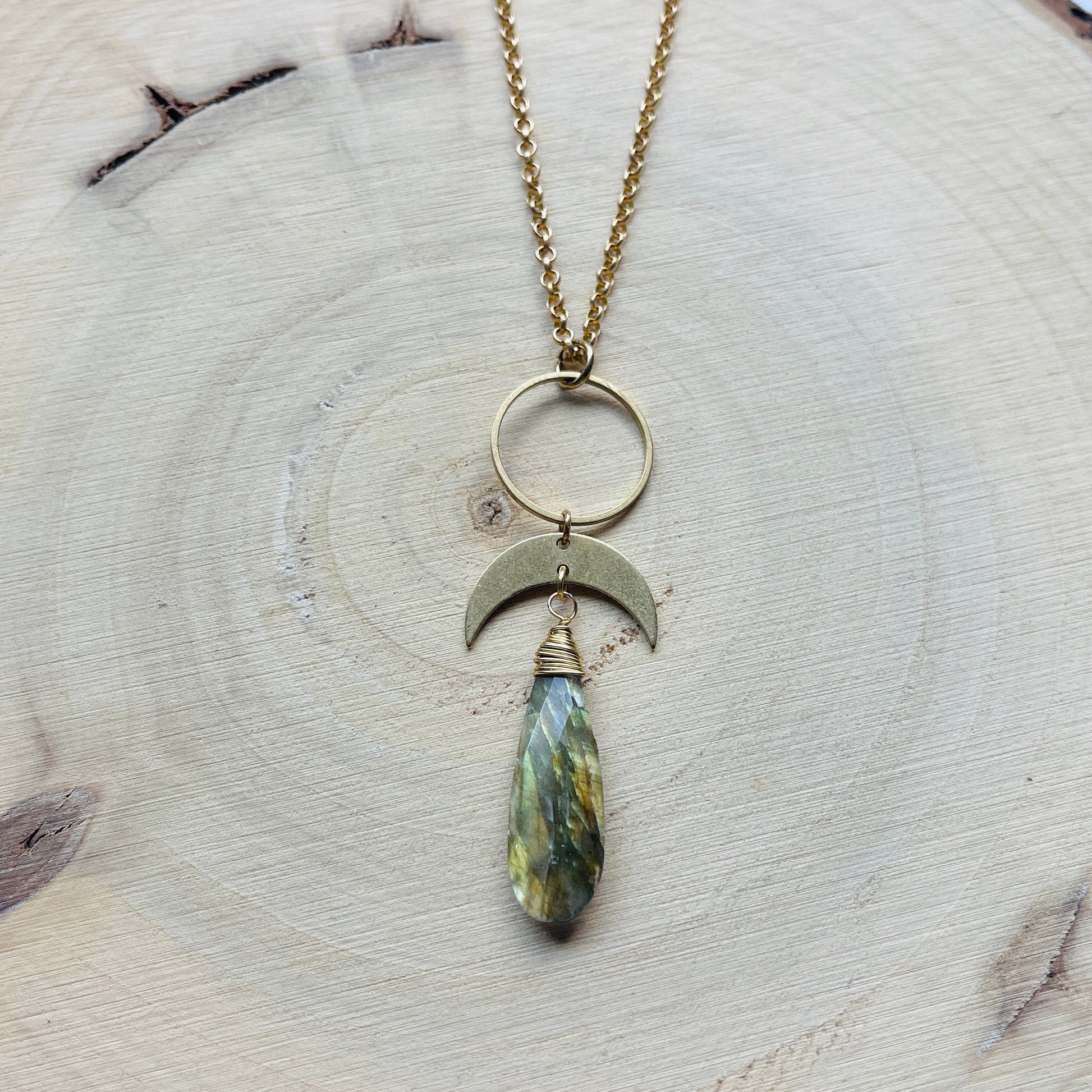Labradorite Necklace, Witchy Gifts for Women, Trendy Jewelry 2024, Unique Graduation Gifts, Boho Necklace, Unique Gifts for Women, Wedding