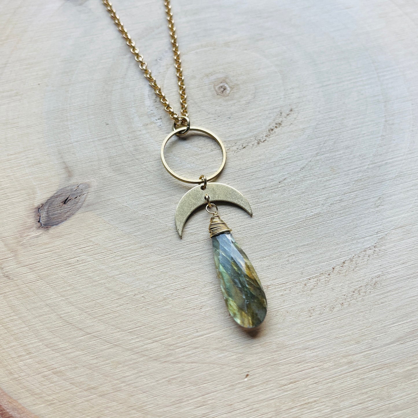 Labradorite Necklace, Witchy Gifts for Women, Trendy Jewelry 2024, Unique Graduation Gifts, Boho Necklace, Unique Gifts for Women, Wedding
