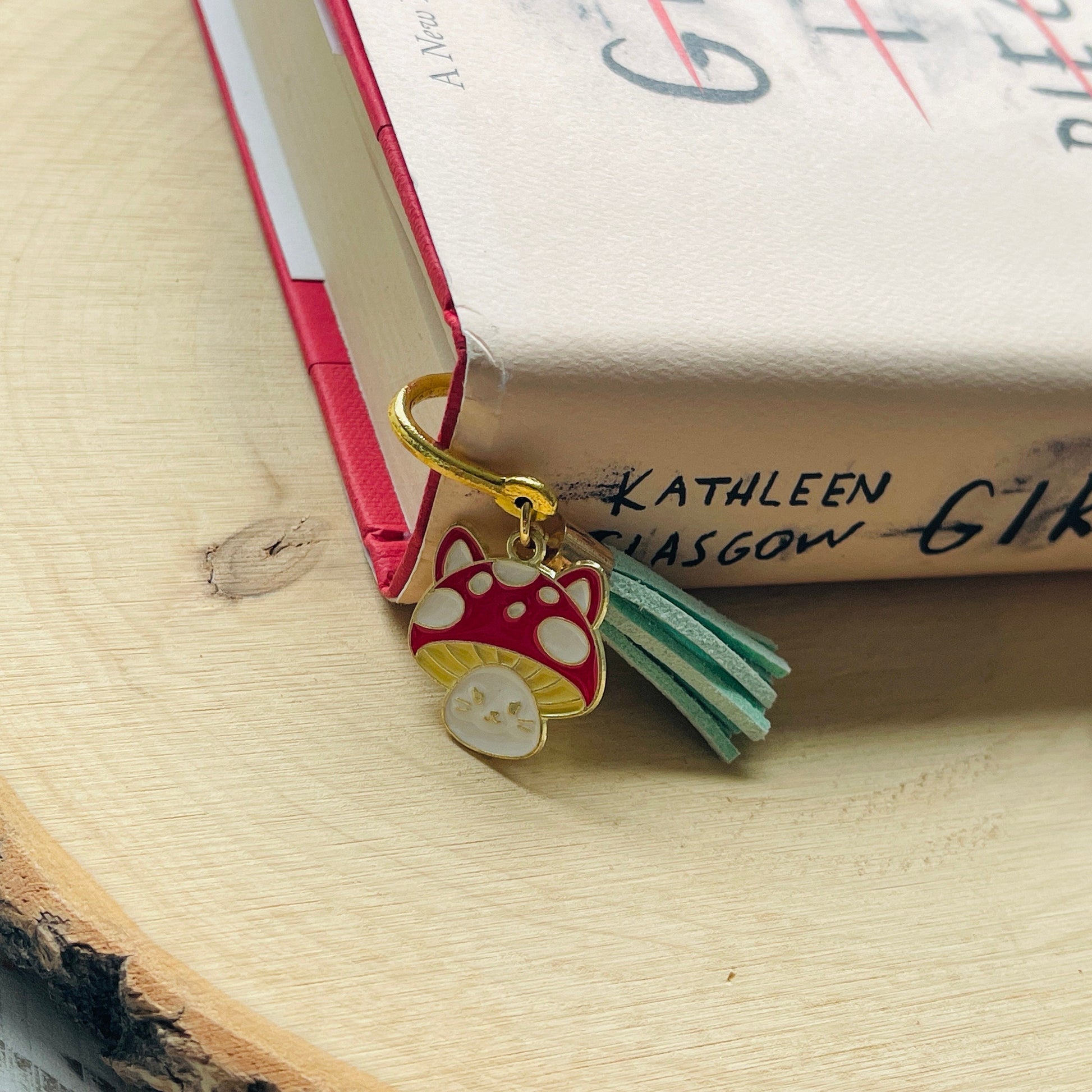 Cat Bookmark, Mushroom Bookmark, Cottagecore Bookmark, Bookmark for Women, Book Lover Gift, Galentines Day Gifts for Best Friend, Kawaii