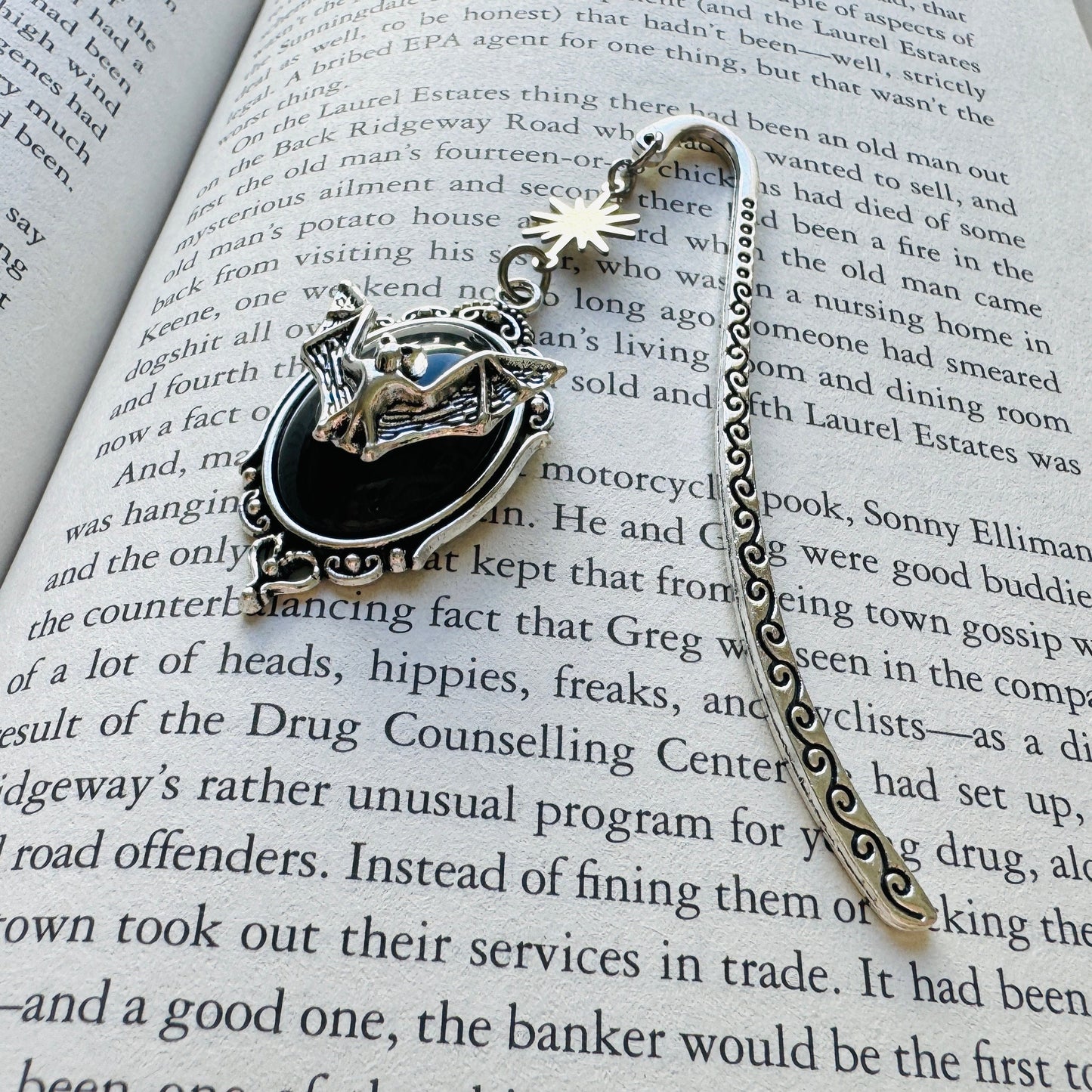 Bat Bookmark, Bookmark for Women, Book Lover Gift, Teacher Bookmark, Goth Bookmark, Mothers Day Gift from Daughter, Cute Gifts for Friend