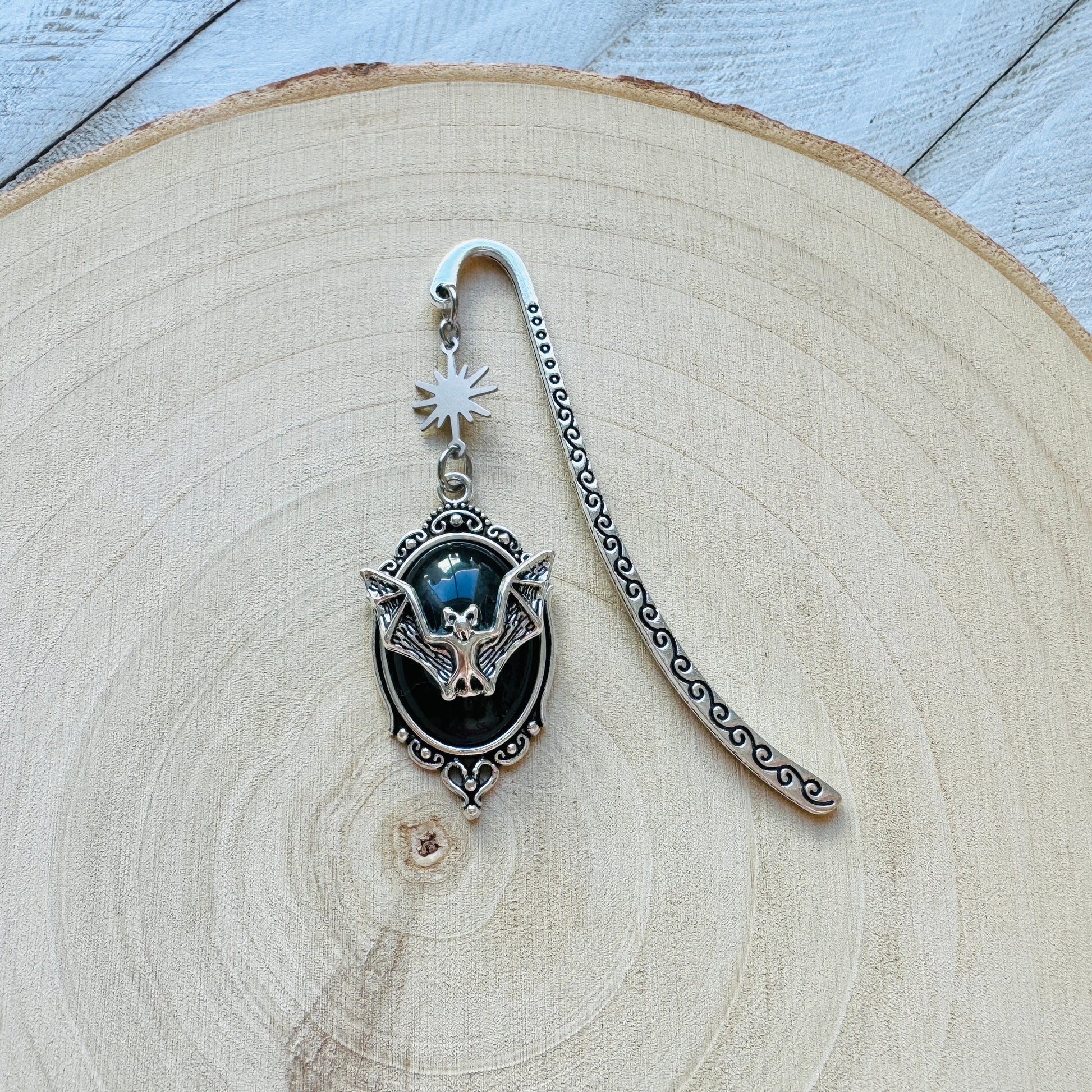 Bat Bookmark, Bookmark for Women, Book Lover Gift, Teacher Bookmark, Goth Bookmark, Mothers Day Gift from Daughter, Cute Gifts for Friend