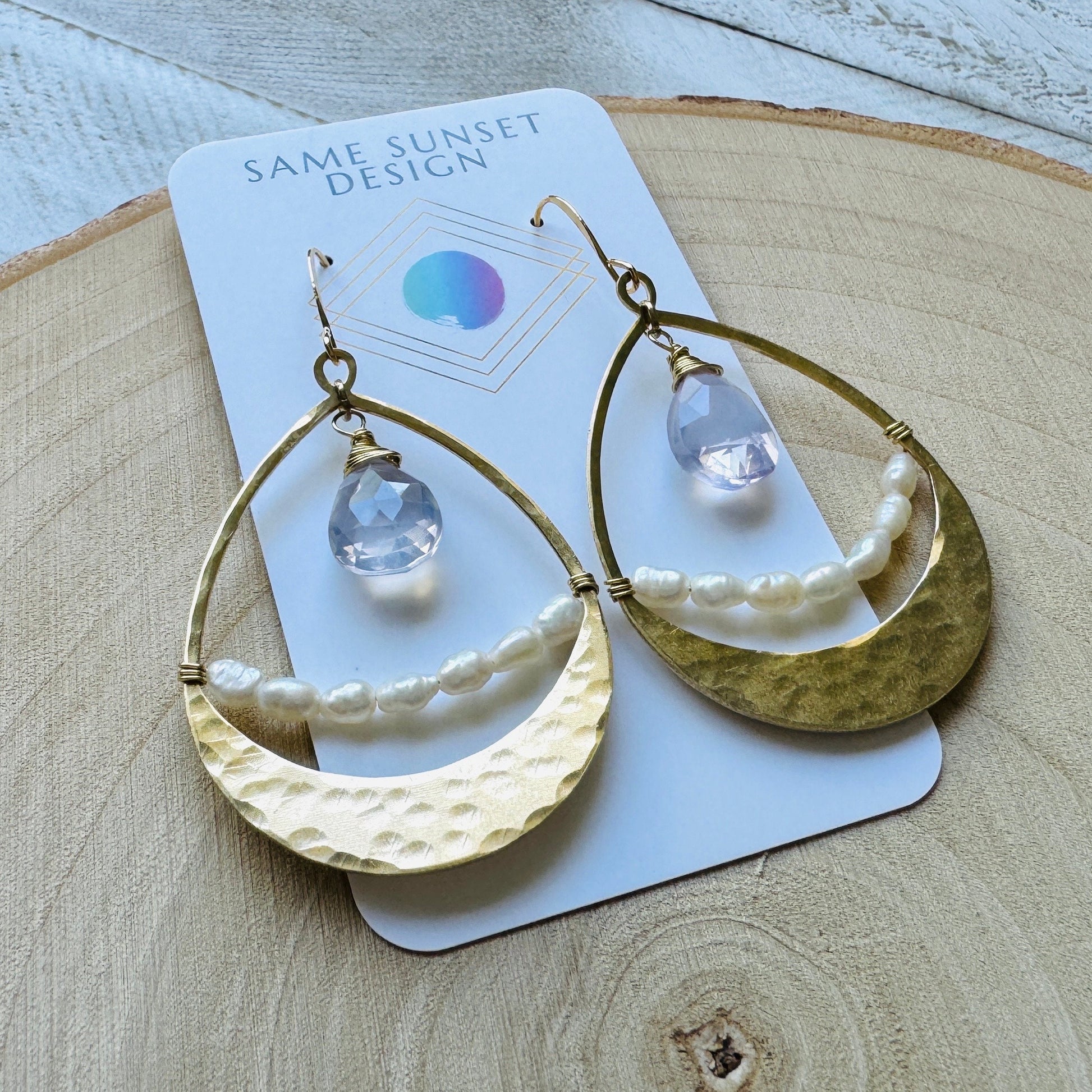 Amethyst Earrings, Pearl Earrings, Dainty Earrings, Boho Jewelry for Bride, Birthday Gift for Girlfriend, Sweet 16 Gift for Daughter, Chic