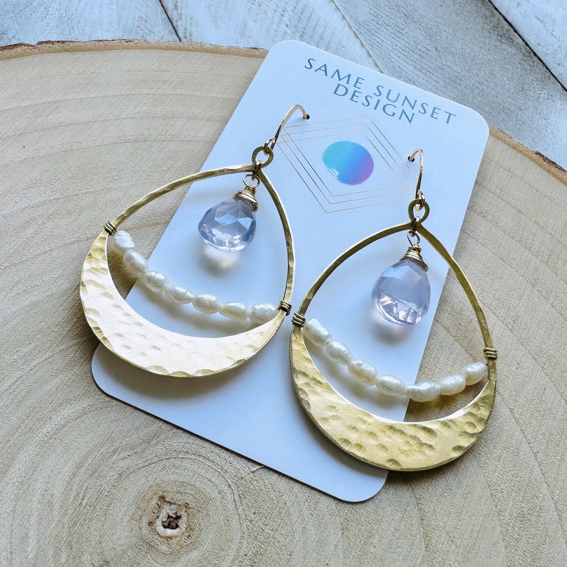 Amethyst Earrings, Pearl Earrings, Dainty Earrings, Boho Jewelry for Bride, Birthday Gift for Girlfriend, Sweet 16 Gift for Daughter, Chic