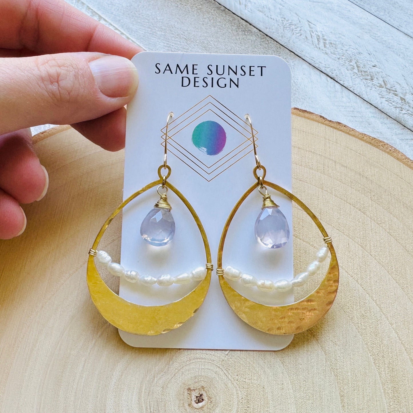 Amethyst Earrings, Pearl Earrings, Dainty Earrings, Boho Jewelry for Bride, Birthday Gift for Girlfriend, Sweet 16 Gift for Daughter, Chic
