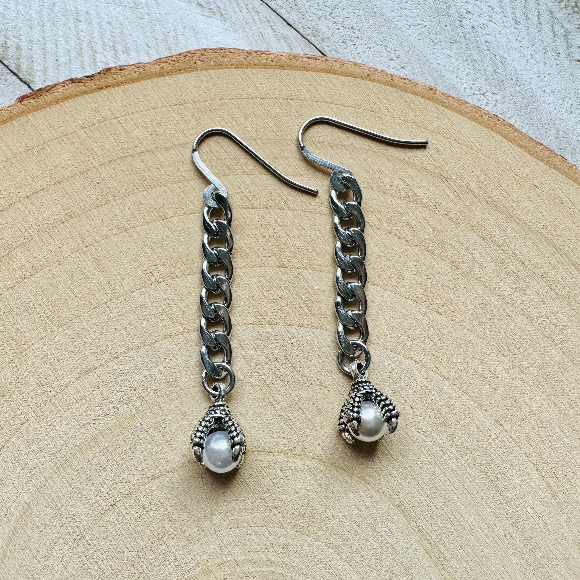 Pearl Earrings, Claw Earrings, Silver Earrings, Industrial Earrings, Creepy Cute Jewelry, Unique Halloween Gifts, Friend Gifts Ideas