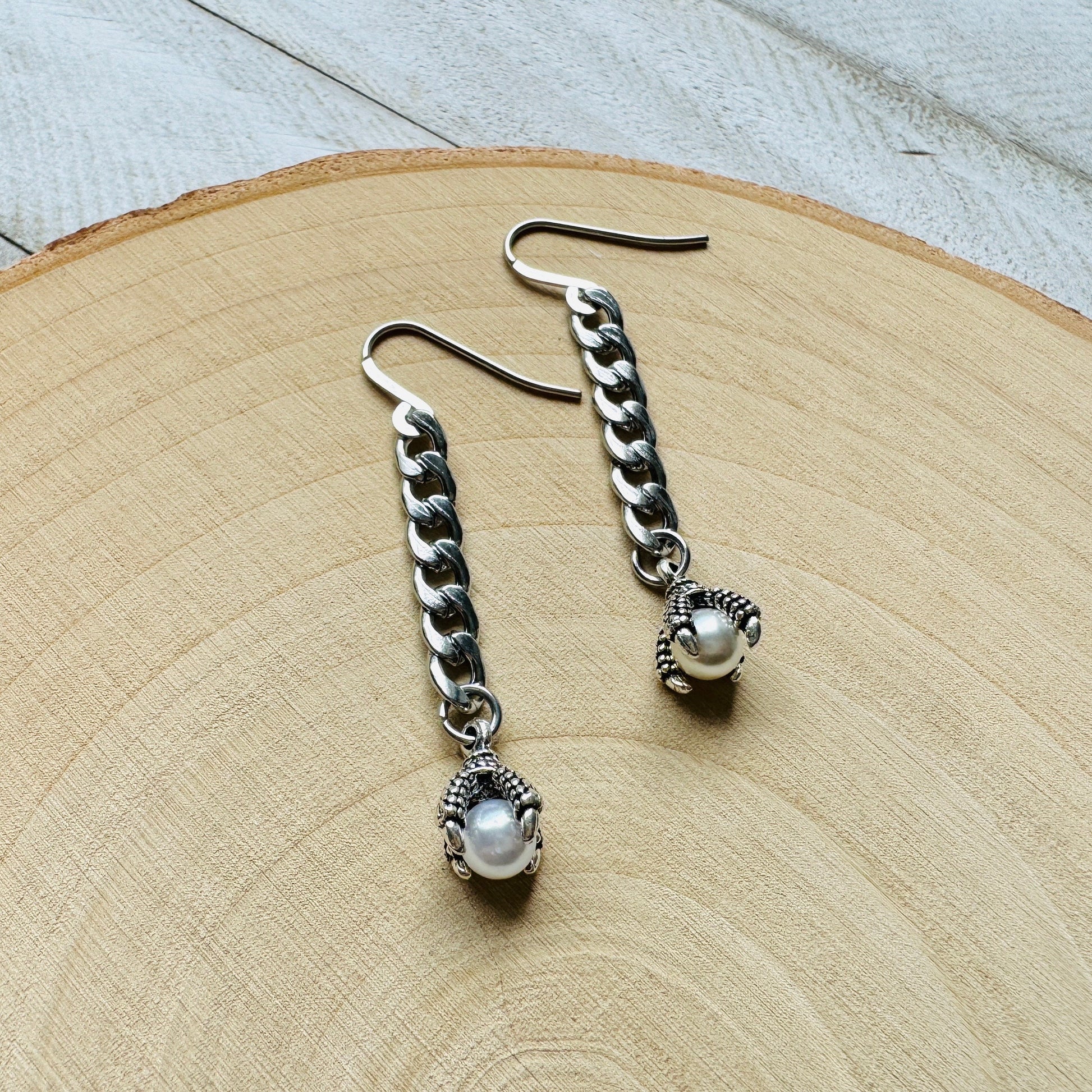 Pearl Earrings, Claw Earrings, Silver Earrings, Industrial Earrings, Creepy Cute Jewelry, Unique Halloween Gifts, Friend Gifts Ideas