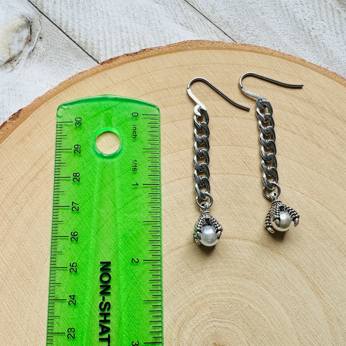 Pearl Earrings, Claw Earrings, Silver Earrings, Industrial Earrings, Creepy Cute Jewelry, Unique Halloween Gifts, Friend Gifts Ideas