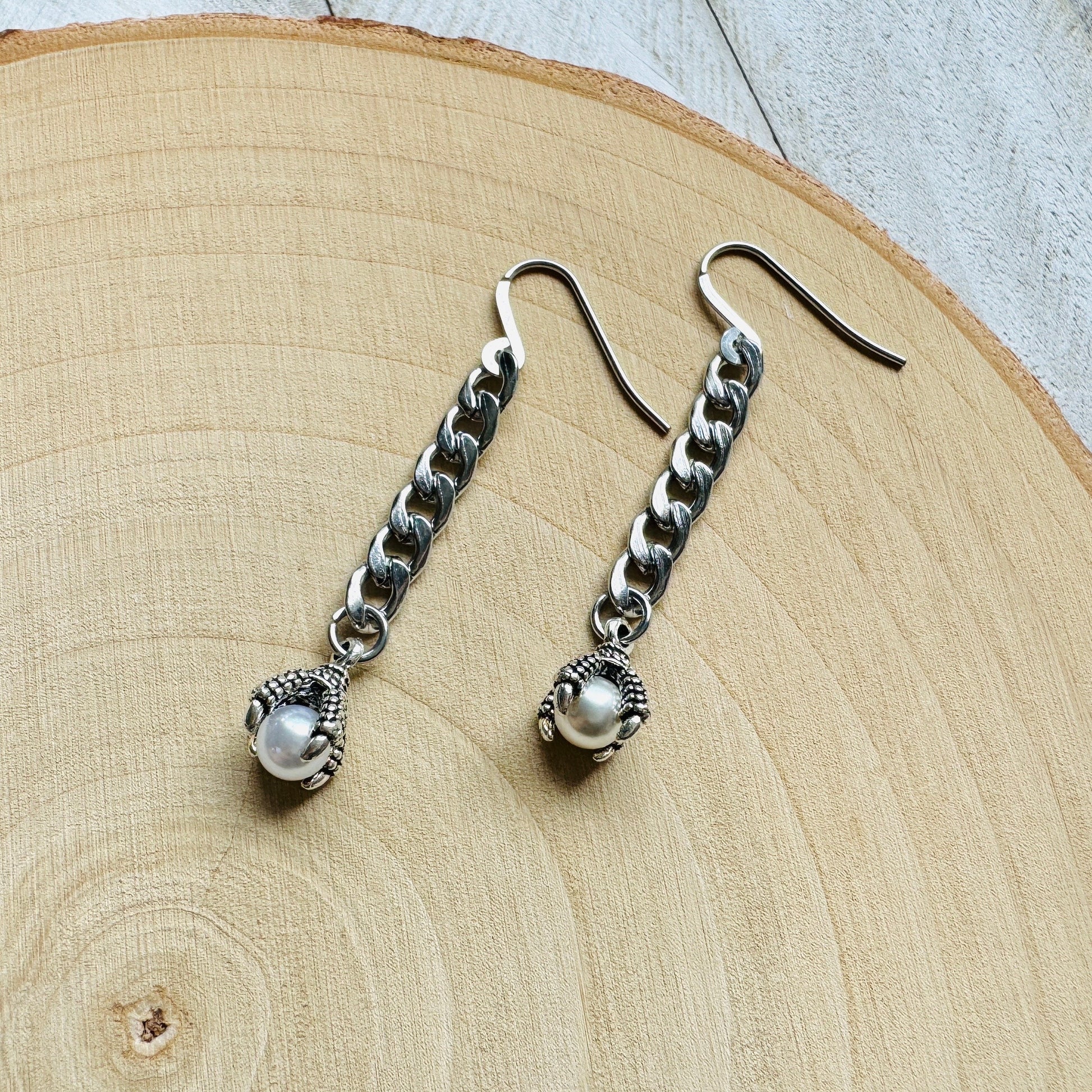 Pearl Earrings, Claw Earrings, Silver Earrings, Industrial Earrings, Creepy Cute Jewelry, Unique Halloween Gifts, Friend Gifts Ideas
