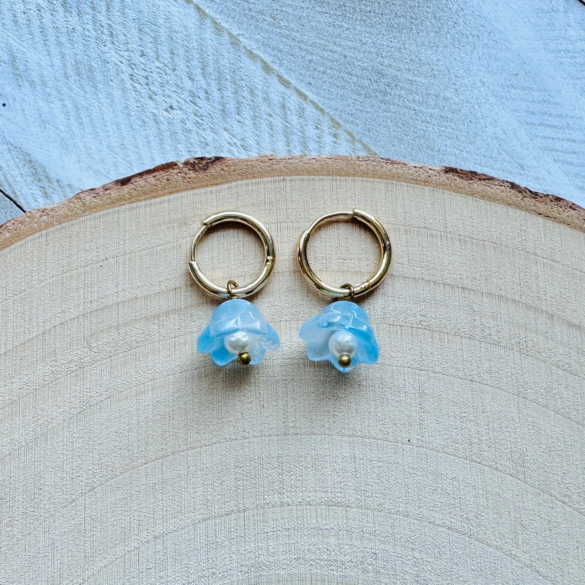 Flower Earrings, Pearl Earrings, Huggie Hoops, Wanderlust Jewelry, Dainty Earrings, Fairycore Earrings, Halloween Gift for Women, Boho Chic