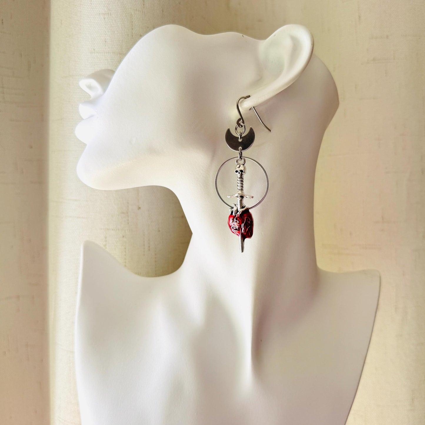 Anatomical Heart Earrings, Skull Earrings, Creepy Cute Jewelry, Galentines Day Gifts, Best Friend Valentines Gift, Birthday Gift for Mom