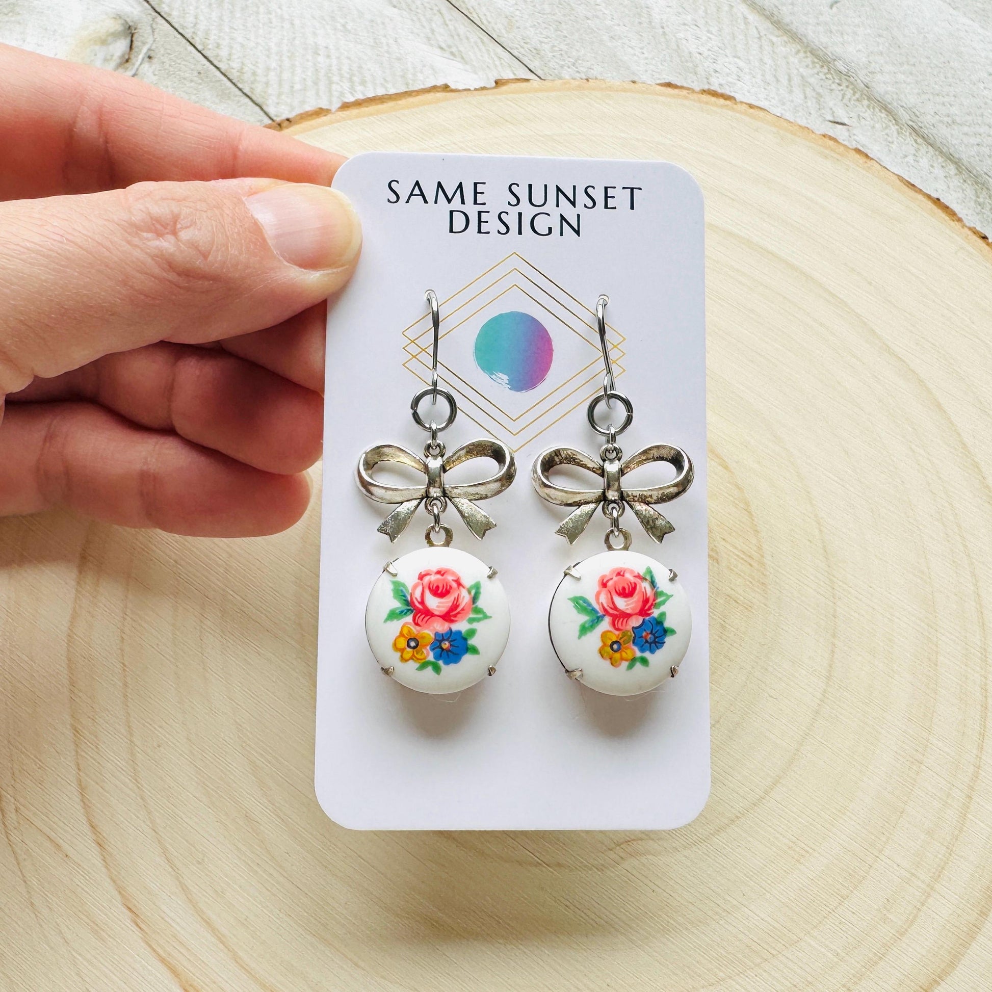 Bow Earrings, Flower Earrings, Fairycore Jewelry, Cottagecore Jewelry, Nature Lover Gift, Unique Gifts for Teachers, Plant Mom Gifts for Her