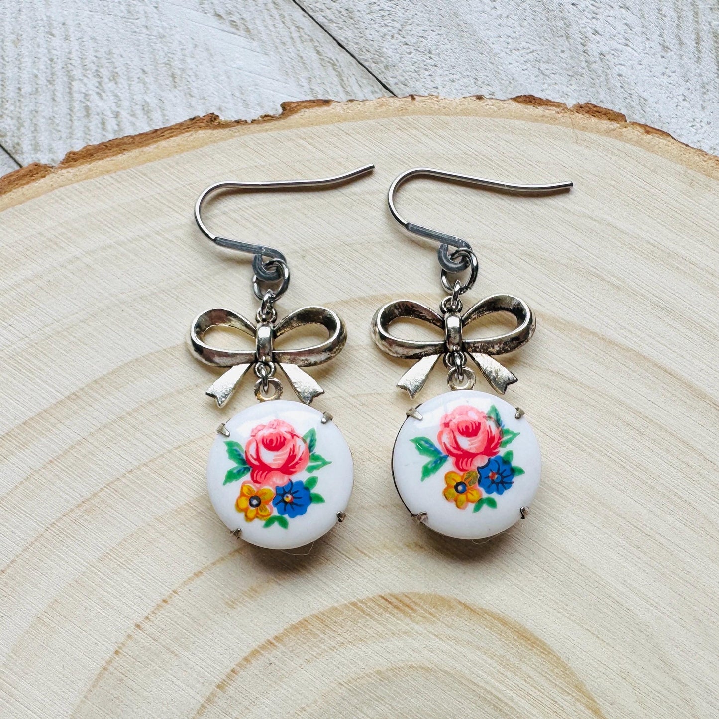 Bow Earrings, Flower Earrings, Fairycore Jewelry, Cottagecore Jewelry, Nature Lover Gift, Unique Gifts for Teachers, Plant Mom Gifts for Her