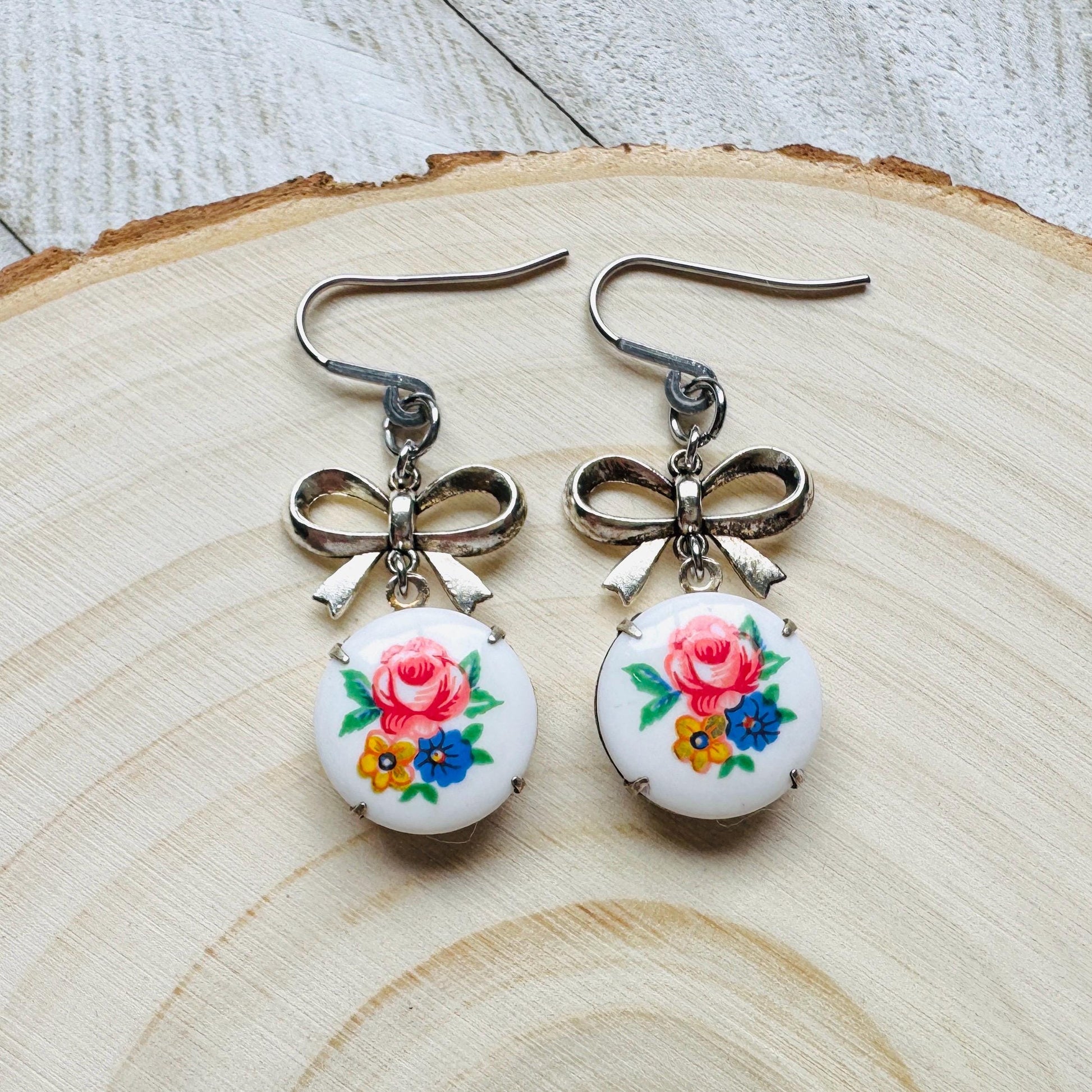 Bow Earrings, Flower Earrings, Fairycore Jewelry, Cottagecore Jewelry, Nature Lover Gift, Unique Gifts for Teachers, Plant Mom Gifts for Her