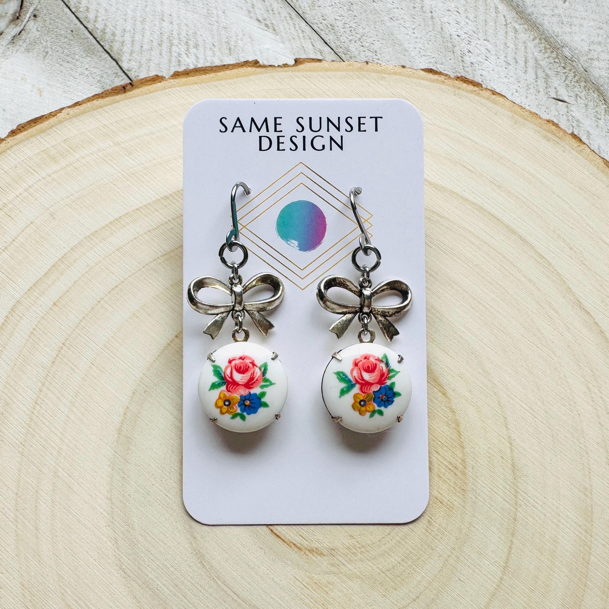 Bow Earrings, Flower Earrings, Fairycore Jewelry, Cottagecore Jewelry, Nature Lover Gift, Unique Gifts for Teachers, Plant Mom Gifts for Her