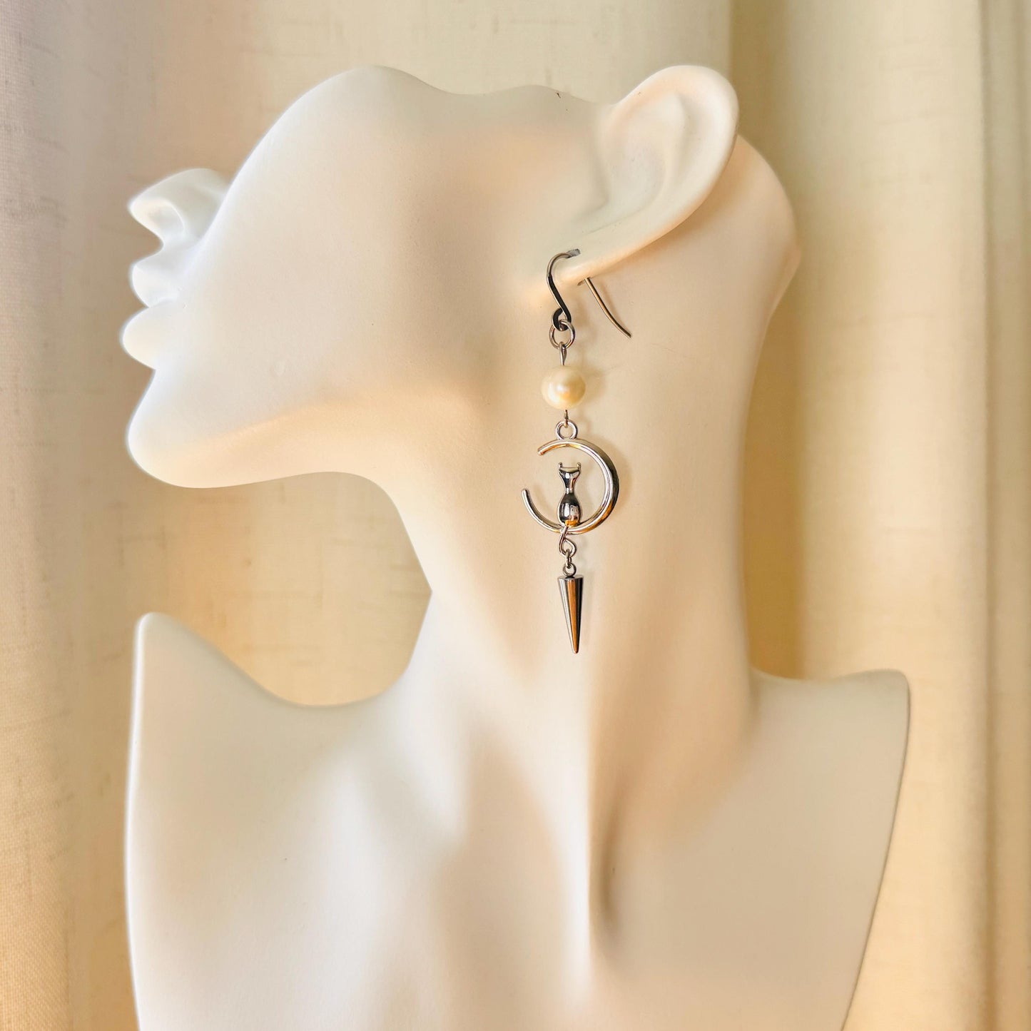 Cat Earrings, Pearl Earrings, Best Gifts for Aunt, Mothers Day Gift from Daughter, Easter Basket Stuffers for Tween, Witchy Gifts, Moons