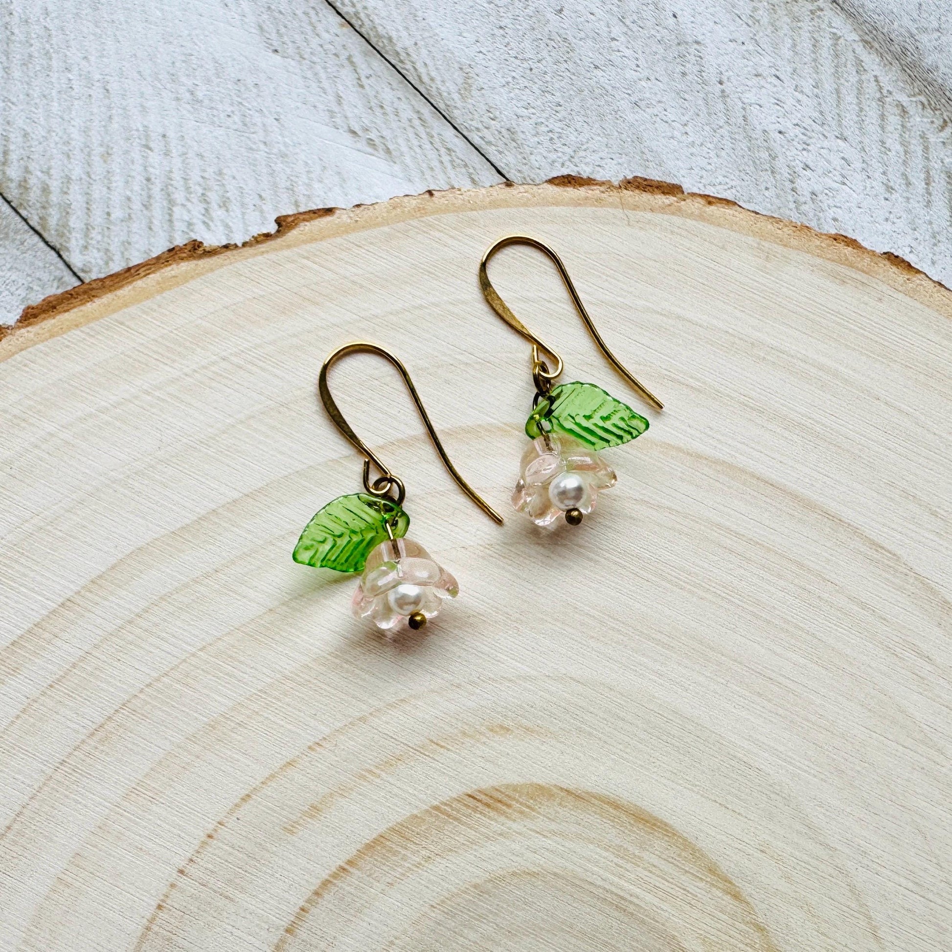 Flower Earrings, Pearl Earrings, Cottagecore Jewelry, Fairycore Jewelry, Best Friend Birthday Gifts for Her, Unique Gifts for Women