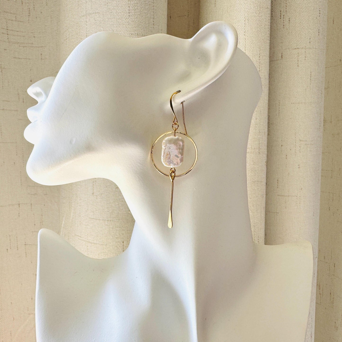 Pearl Earrings Gold Hoop, Geometric Jewelry, Modern Chic Jewelry, Graduation Gifts, Boho Earrings Handmade, Unique Birthday Gift for Mom