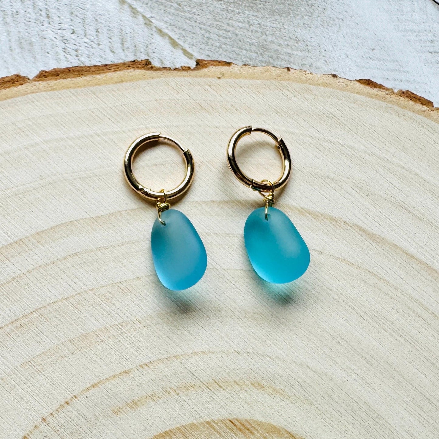 Sea Glass Earrings Dangle, Beachy Jewelry, Huggie Hoop Earrings, Blue Earrings, Trendy Jewelry, Boho Hippie Jewelry, Birthday Gift Ideas