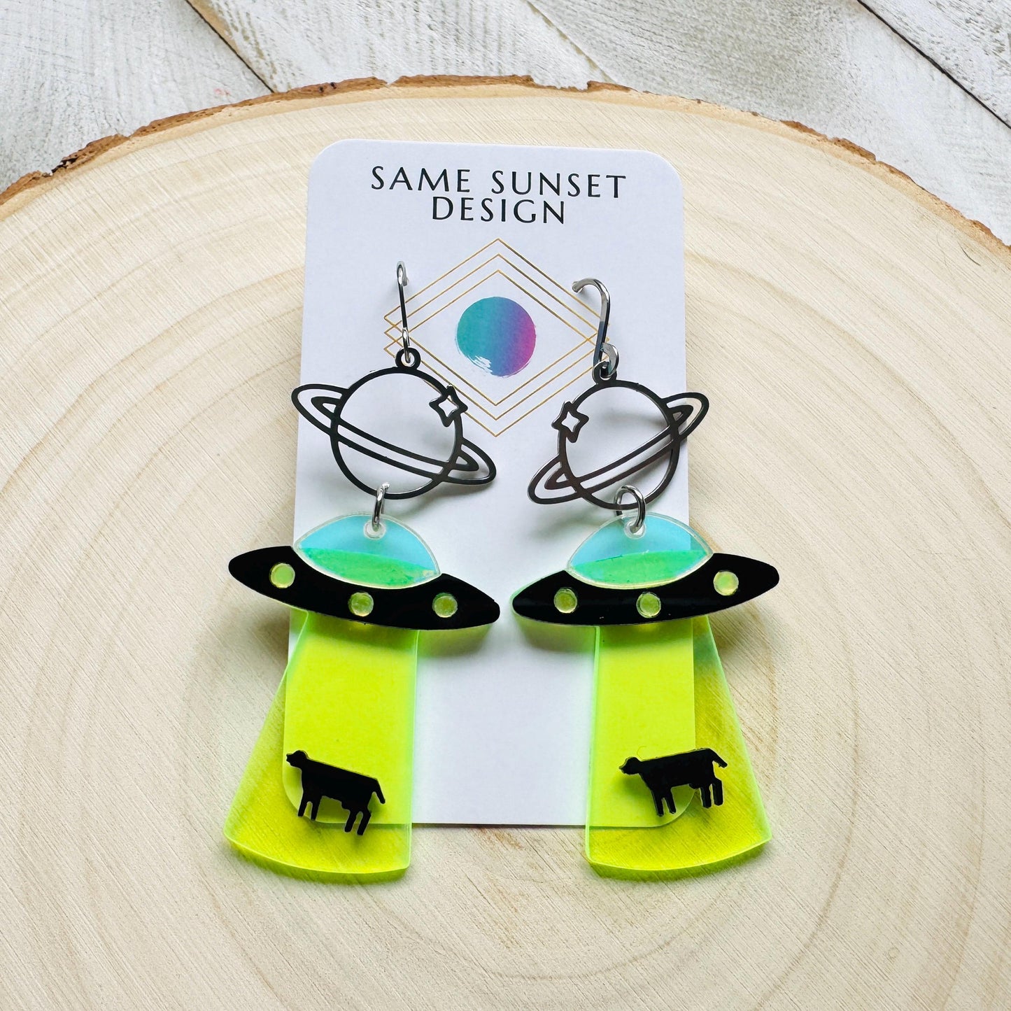 UFO Earrings, Alien Earrings, Space Earrings, Festival Jewelry, Nerdy Gifts for Women, Fun Earrings, Birthday Gift for Girlfriend, Trendy