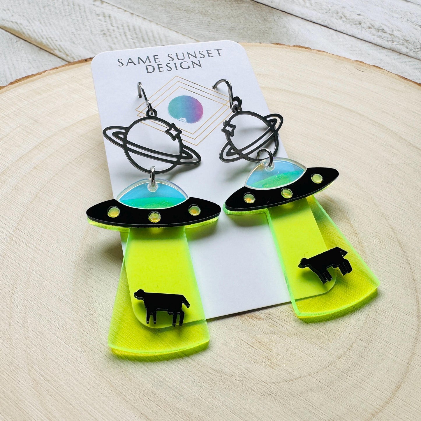 UFO Earrings, Alien Earrings, Space Earrings, Festival Jewelry, Nerdy Gifts for Women, Fun Earrings, Birthday Gift for Girlfriend, Trendy